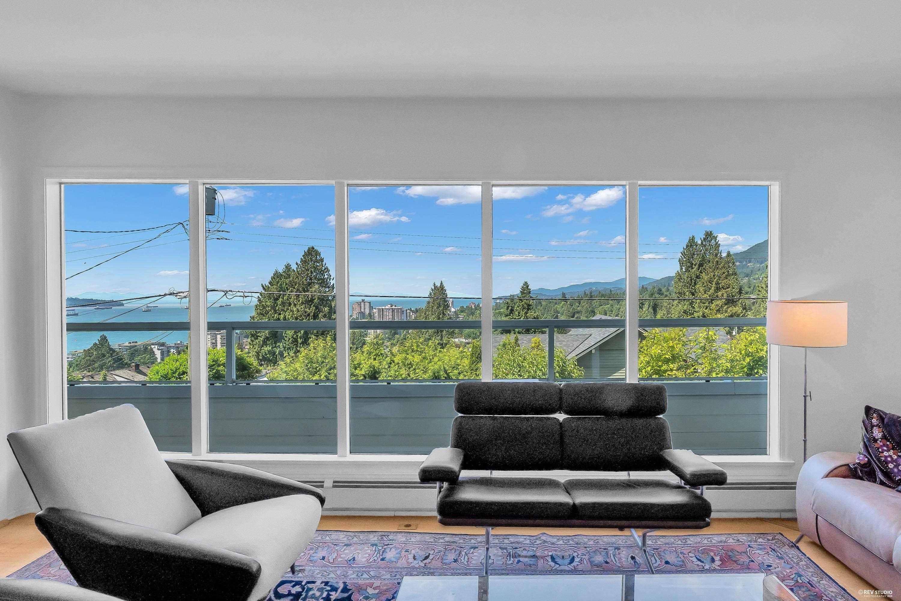 870 Leyland Street, West Vancouver, BC