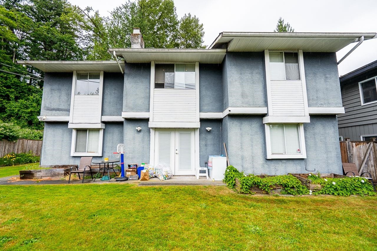 1990 Capilano Road, North Vancouver, BC