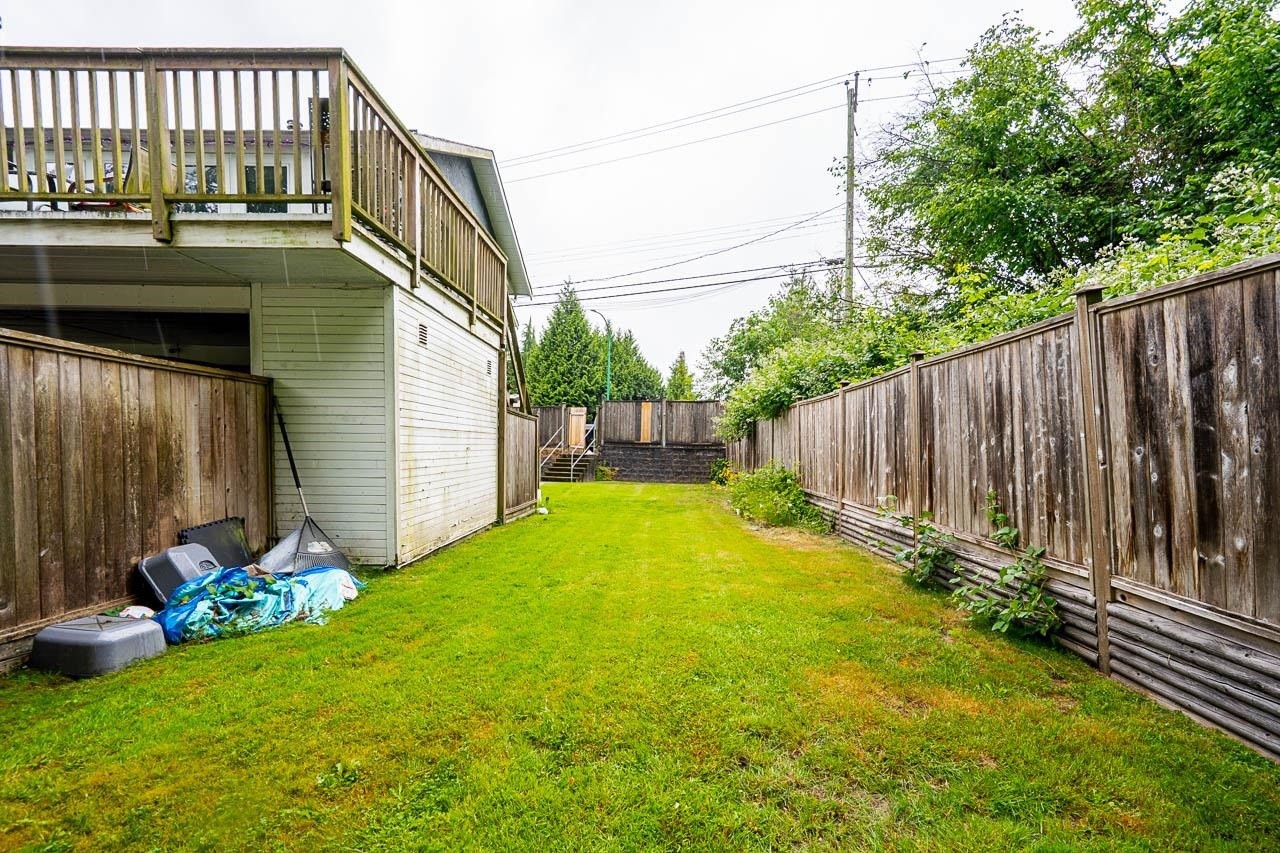 1990 Capilano Road, North Vancouver, BC