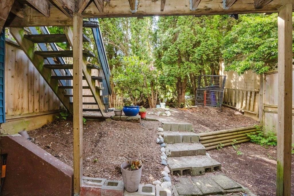 1-623 Farnham Road, Gibsons, BC