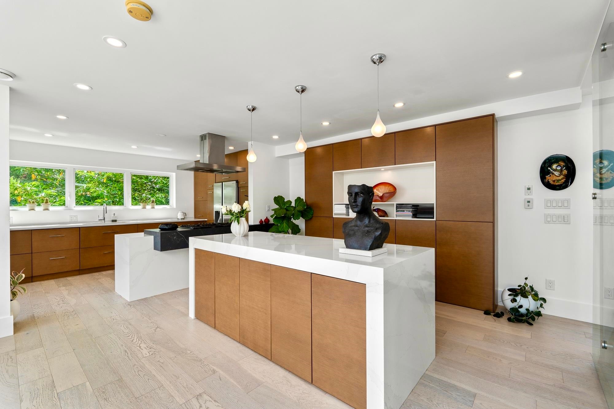 6236 Summit Avenue, West Vancouver, BC
