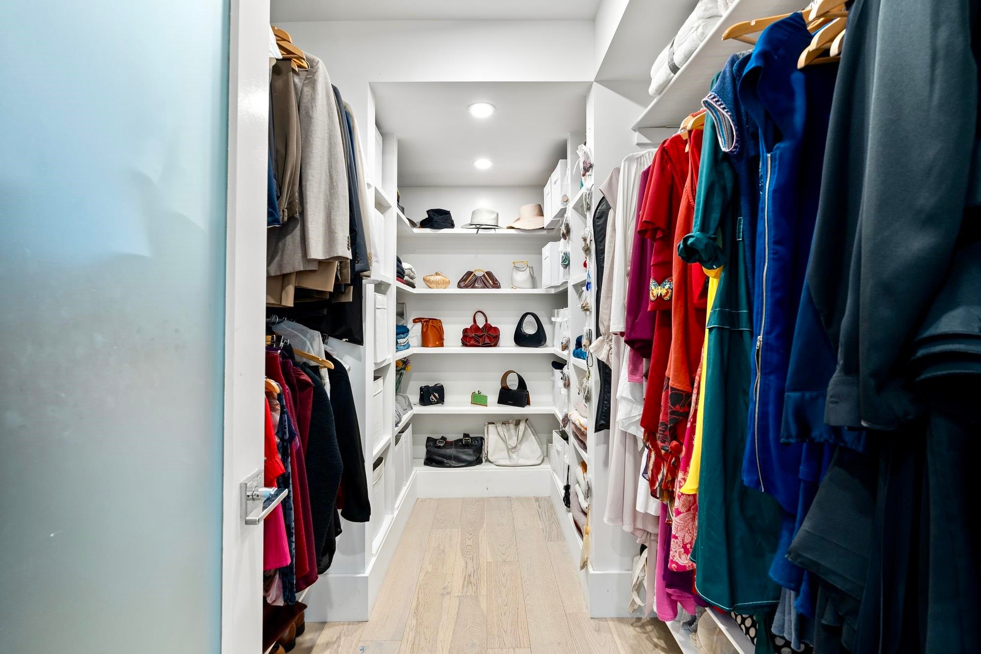 6236 Summit Avenue, West Vancouver, BC