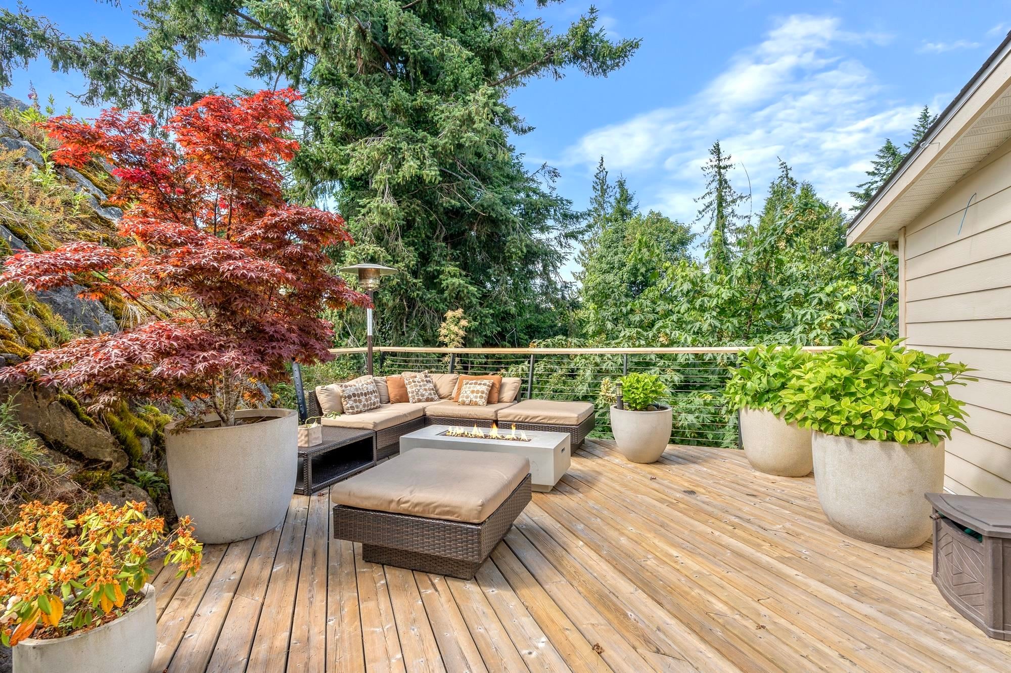 6236 Summit Avenue, West Vancouver, BC