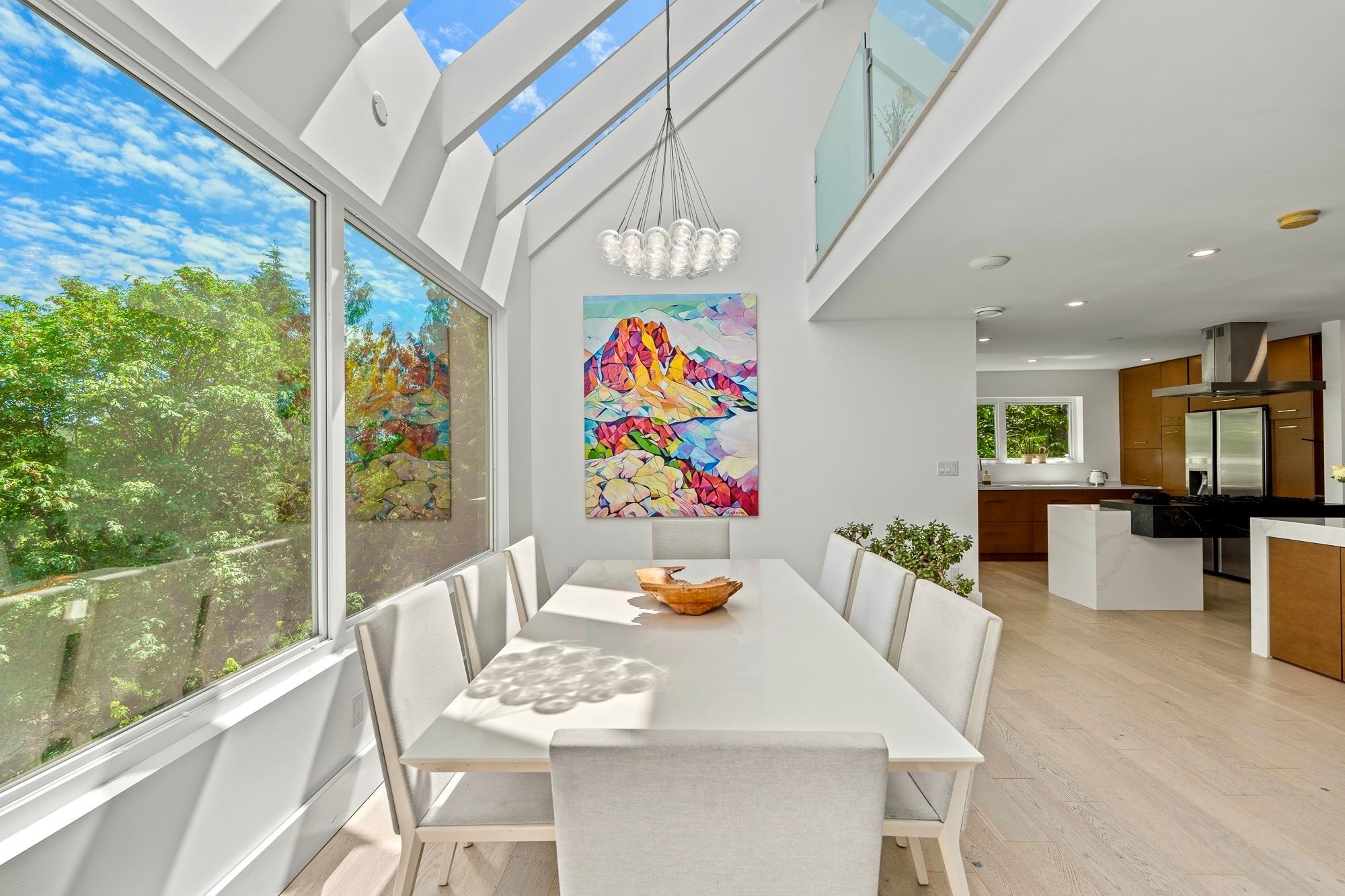 6236 Summit Avenue, West Vancouver, BC