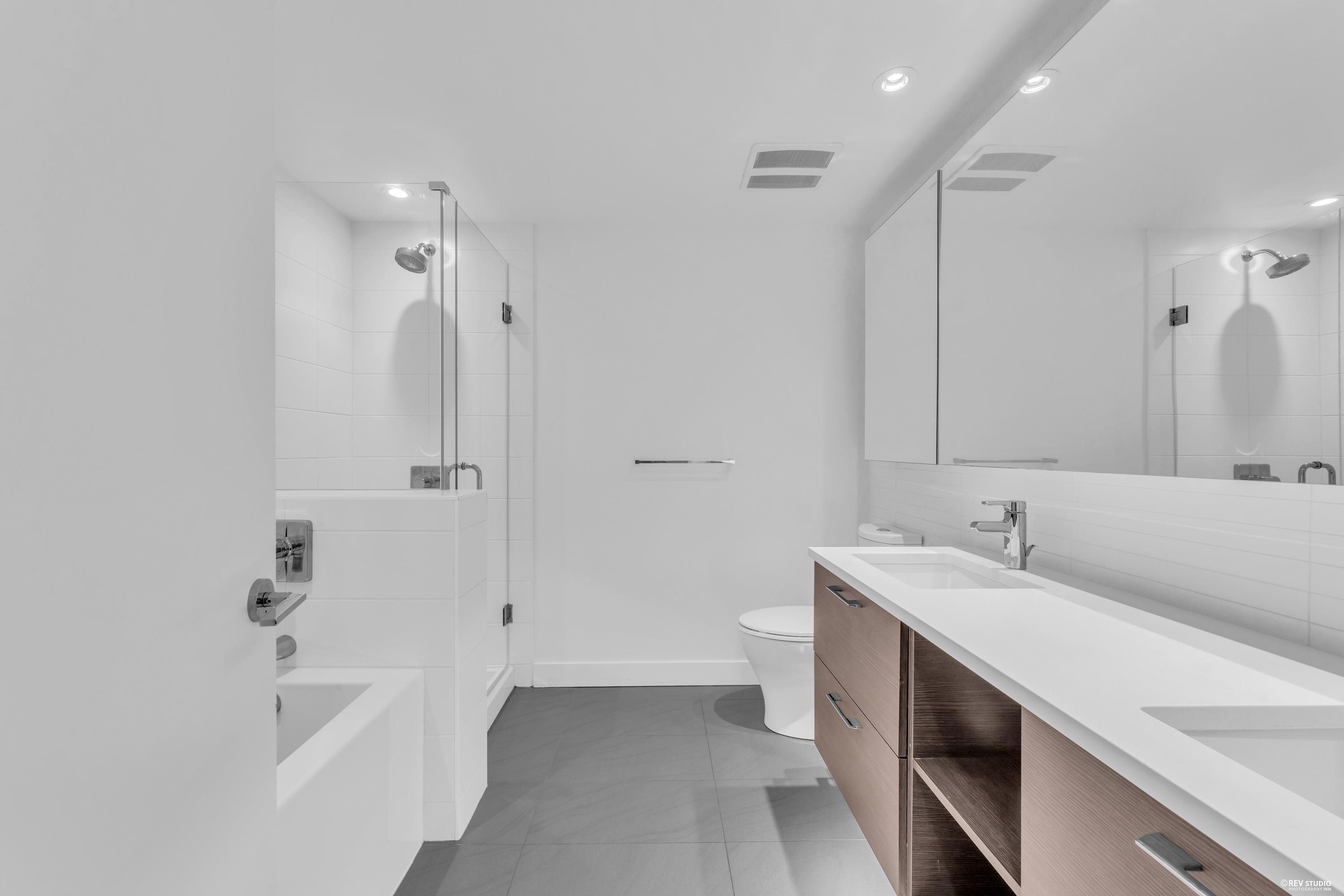 203-8538 River District Crossing, Vancouver, BC