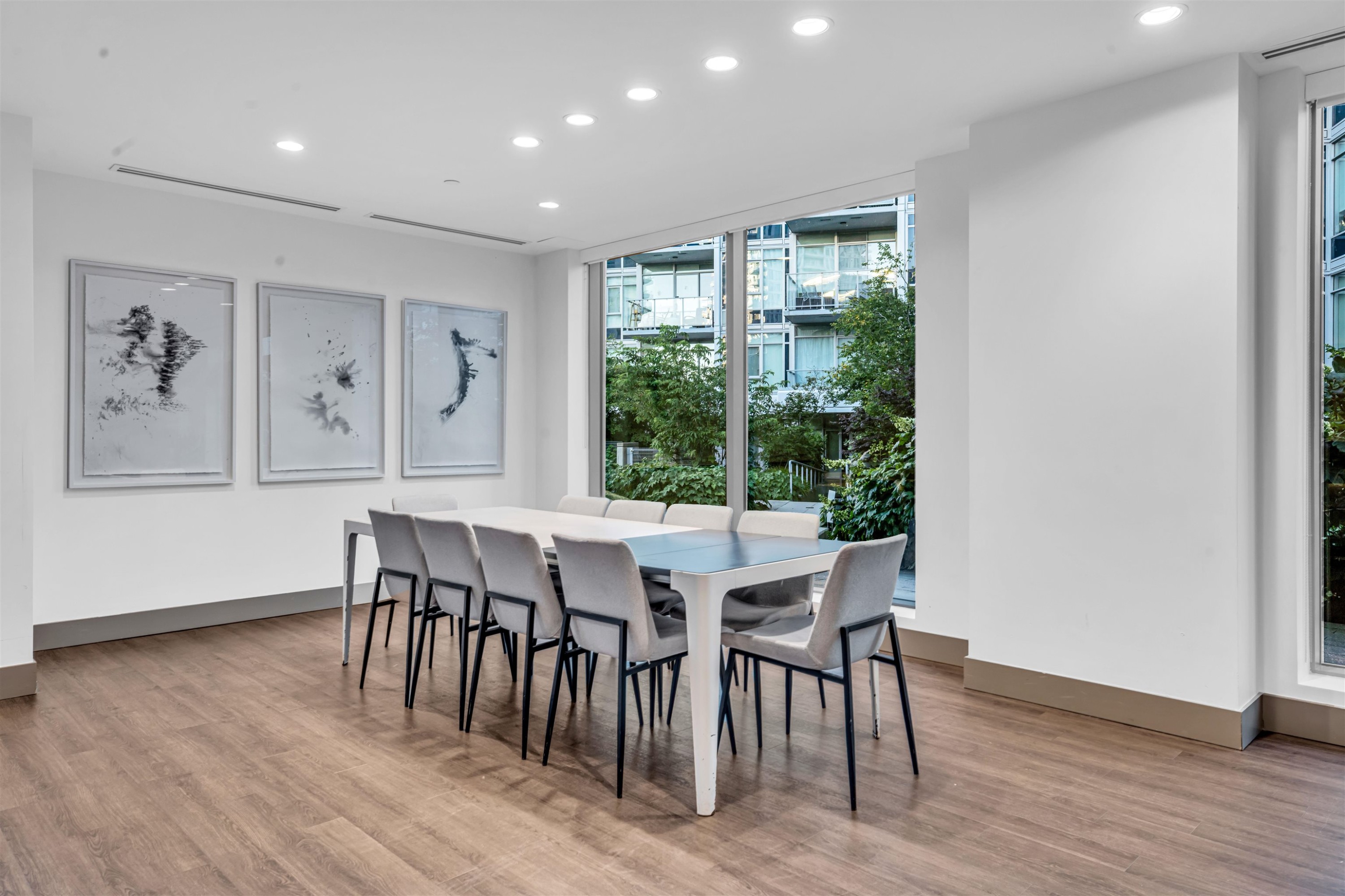 307-8580 River District Crossing, Vancouver, BC