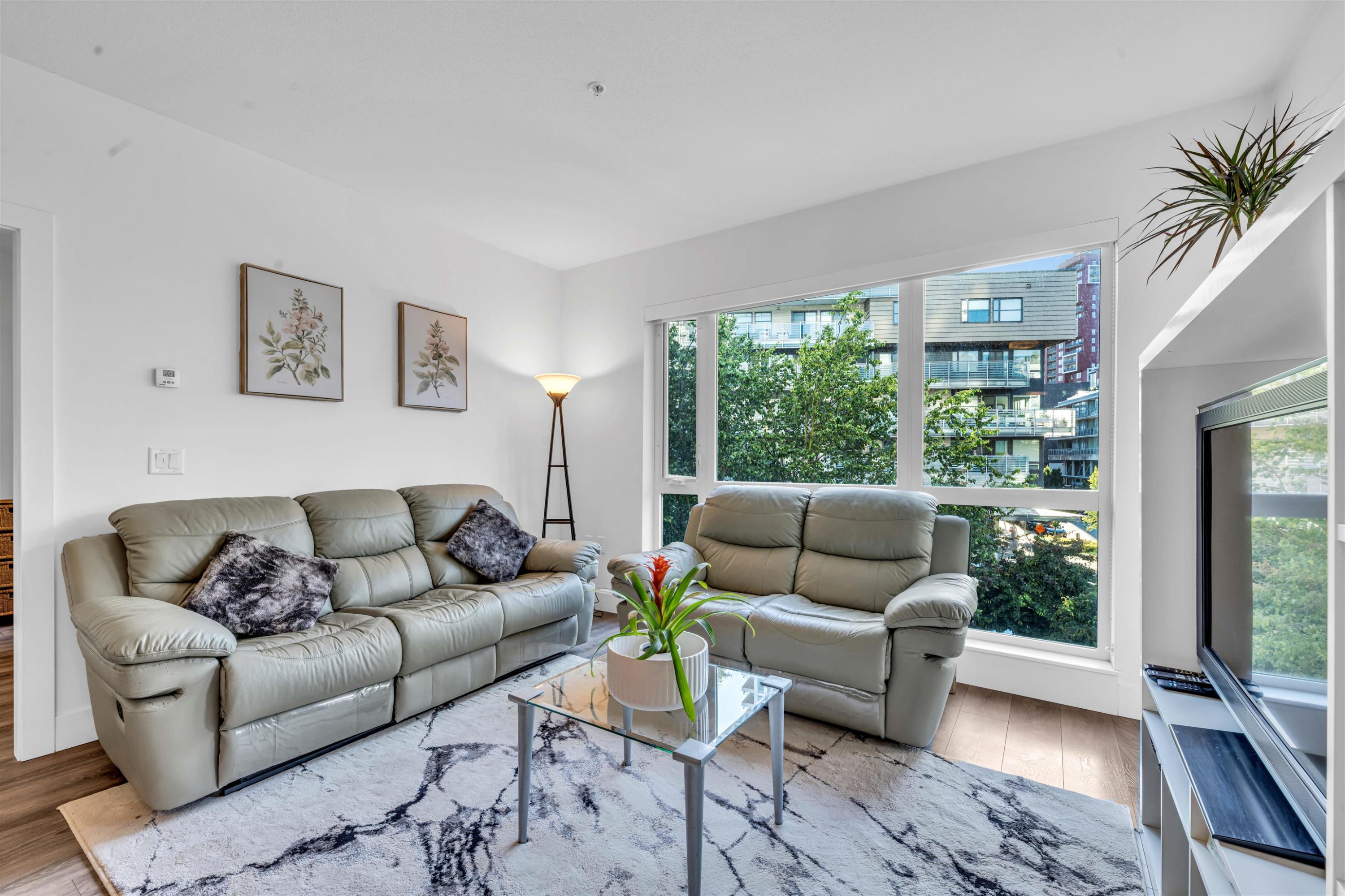 307-8580 River District Crossing, Vancouver, BC