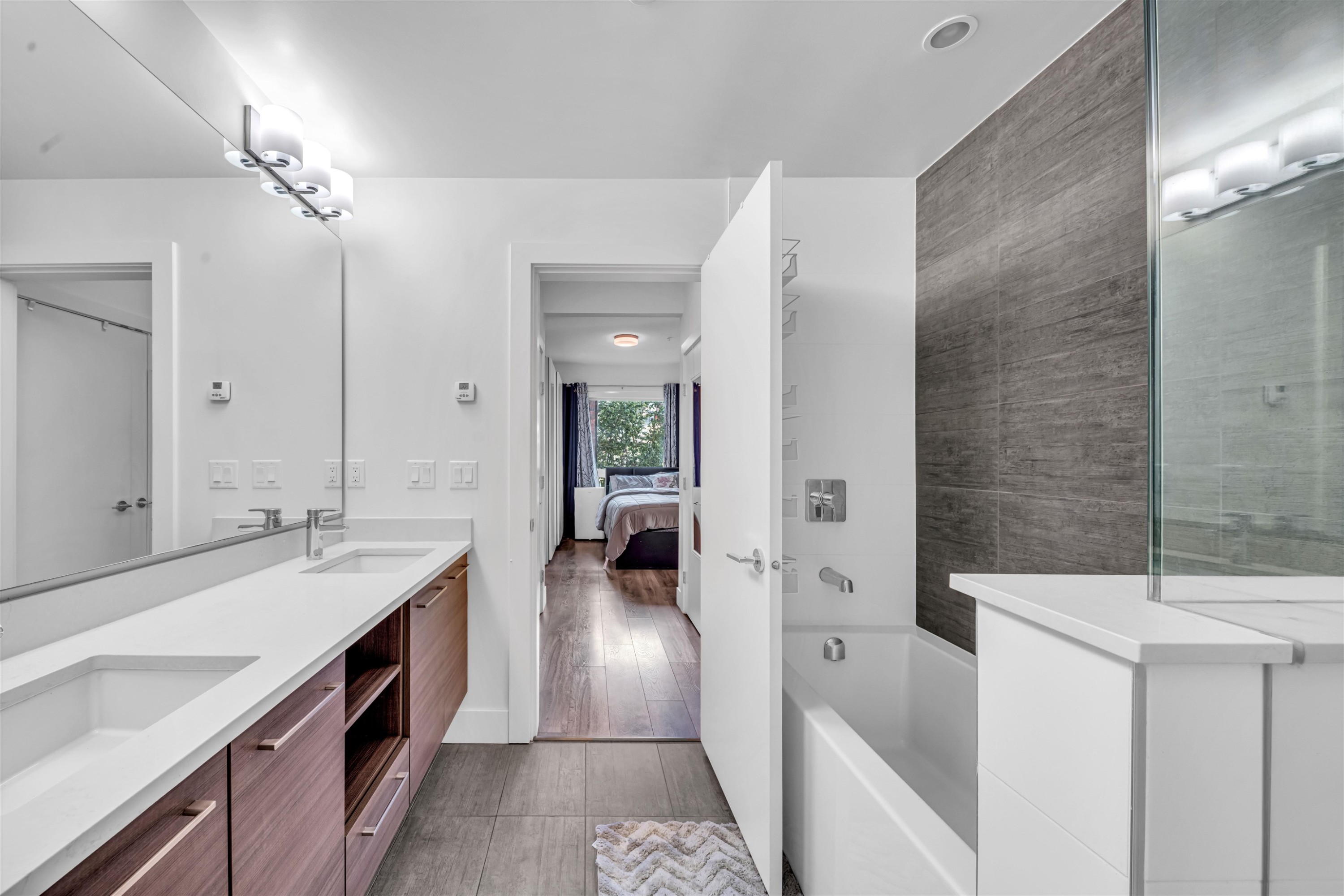 307-8580 River District Crossing, Vancouver, BC