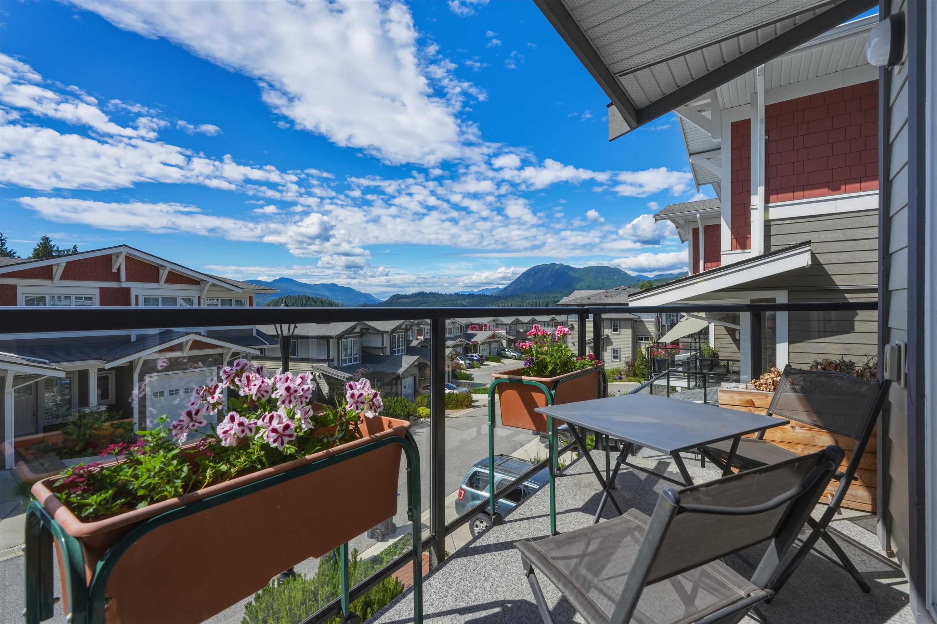 5906 Beachgate Lane, Sechelt, BC