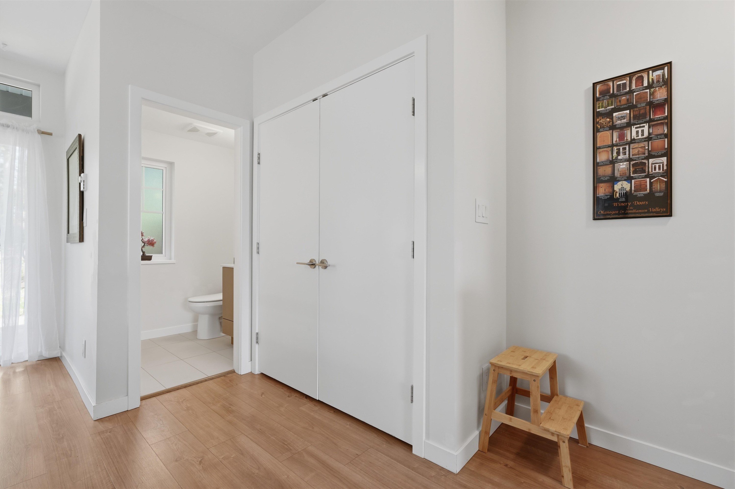 5906 Beachgate Lane, Sechelt, BC