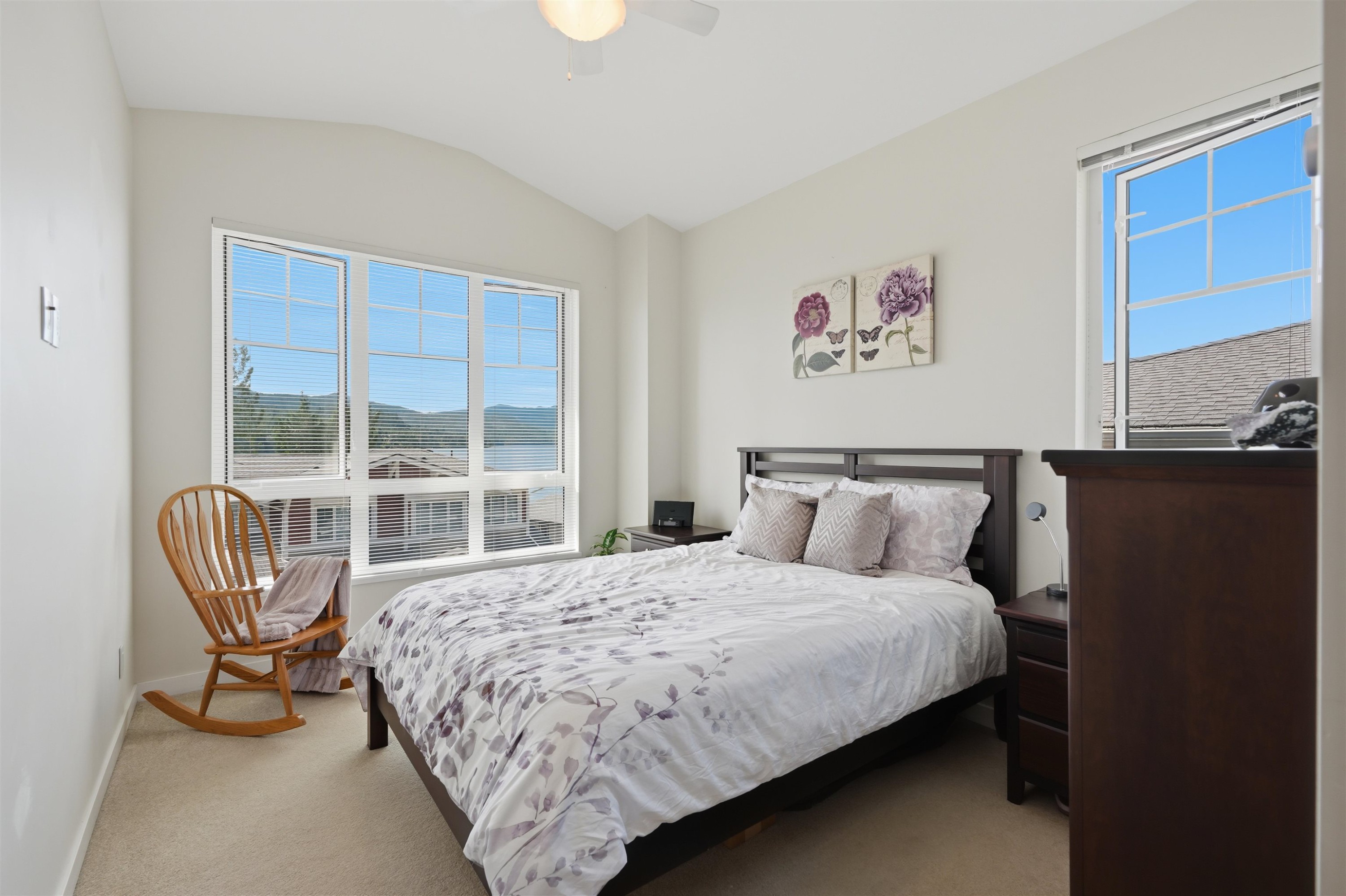 5906 Beachgate Lane, Sechelt, BC
