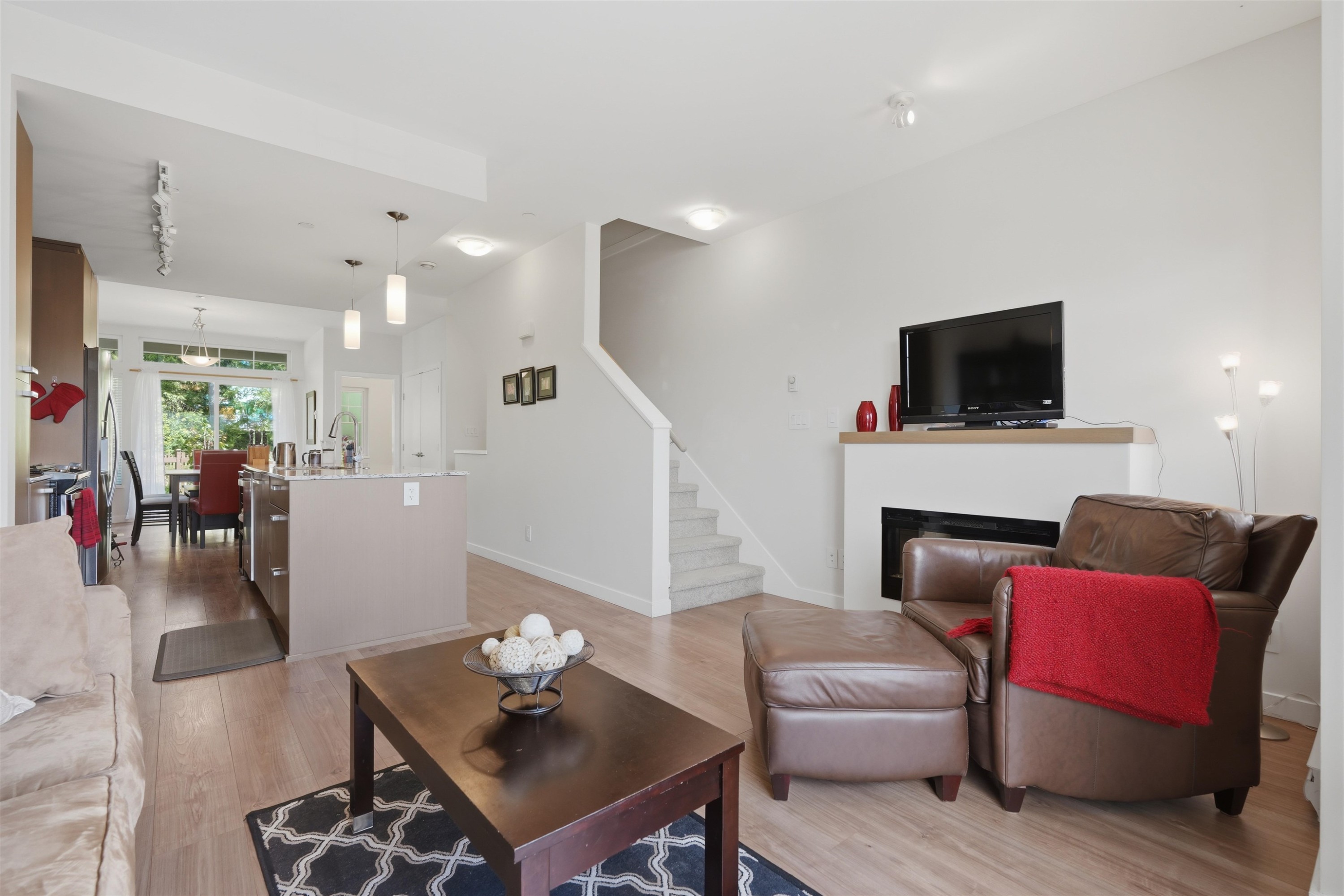 5906 Beachgate Lane, Sechelt, BC