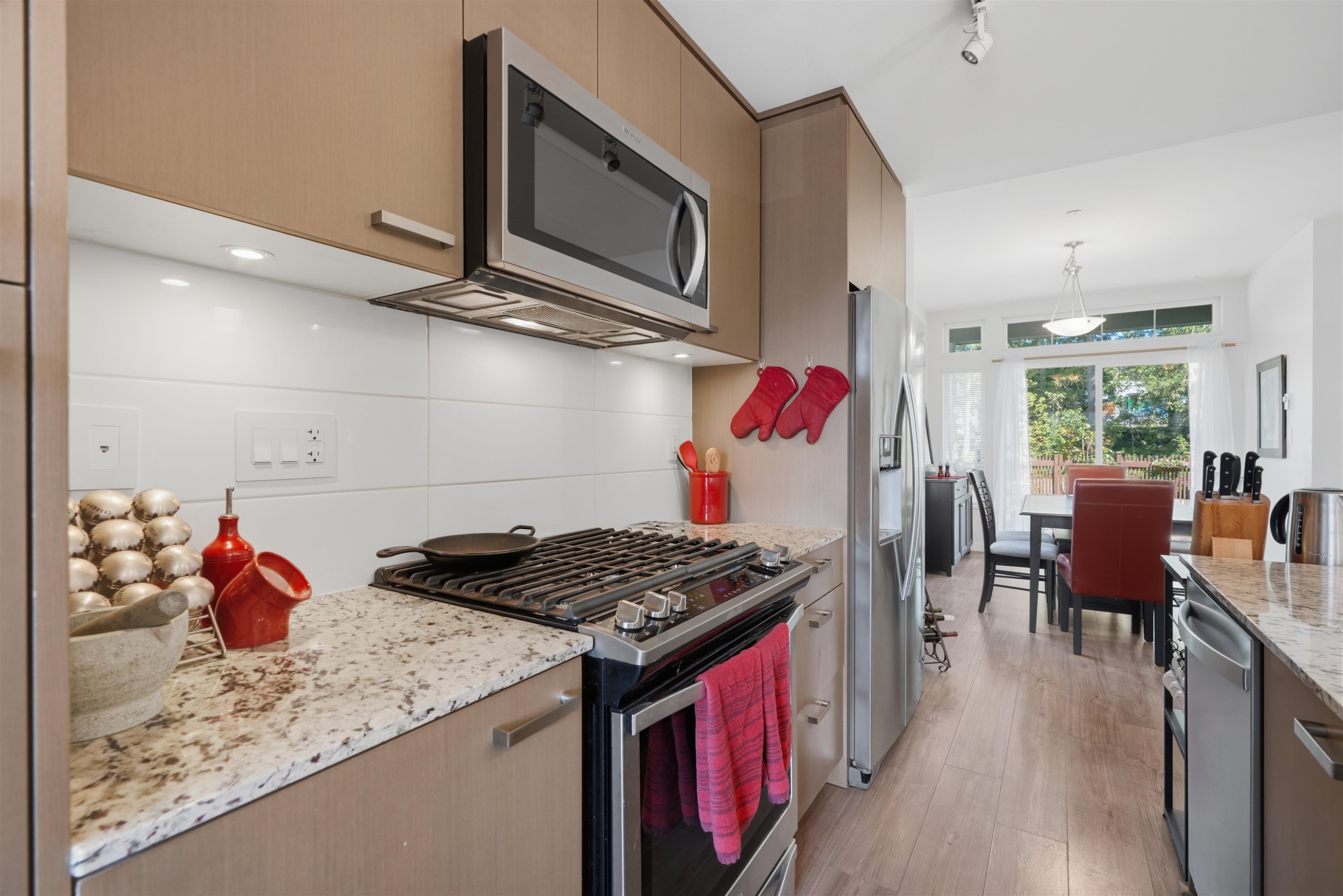 5906 Beachgate Lane, Sechelt, BC