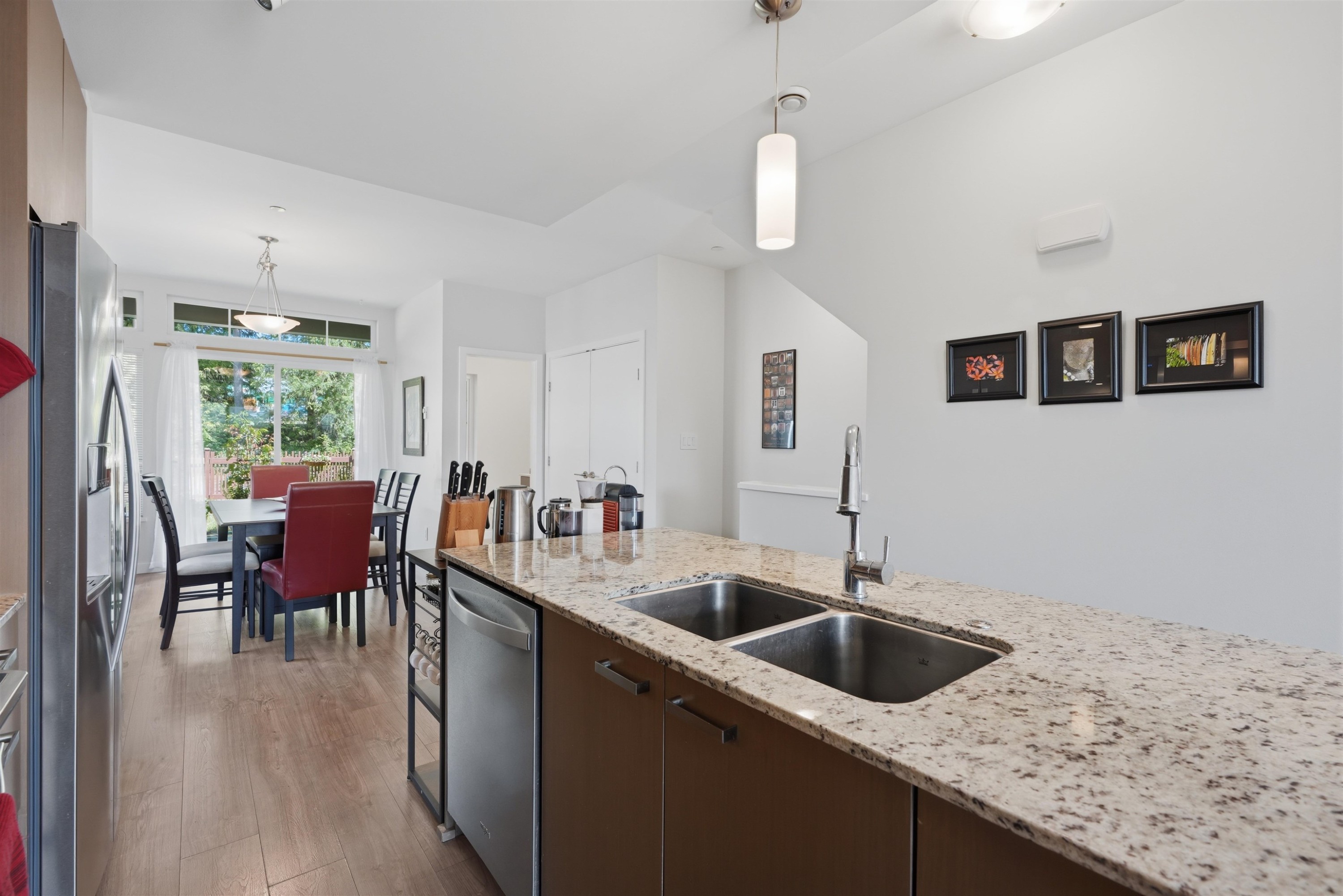 5906 Beachgate Lane, Sechelt, BC