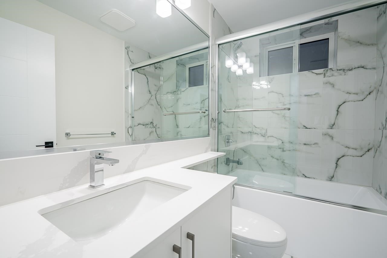 1941 Prairie Avenue, Port Coquitlam, BC