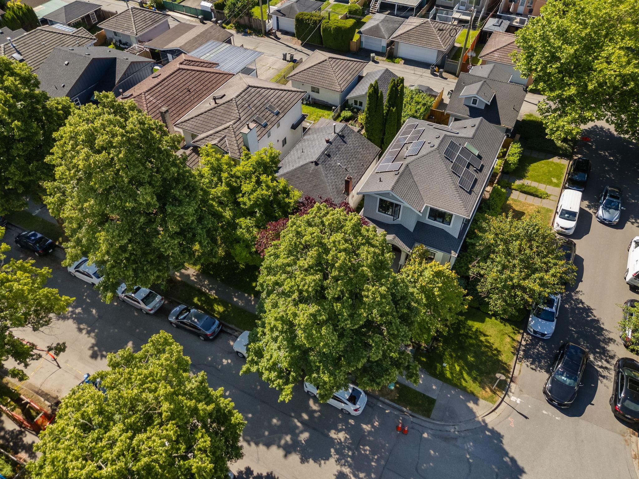 116 37Th Avenue E, Vancouver, BC