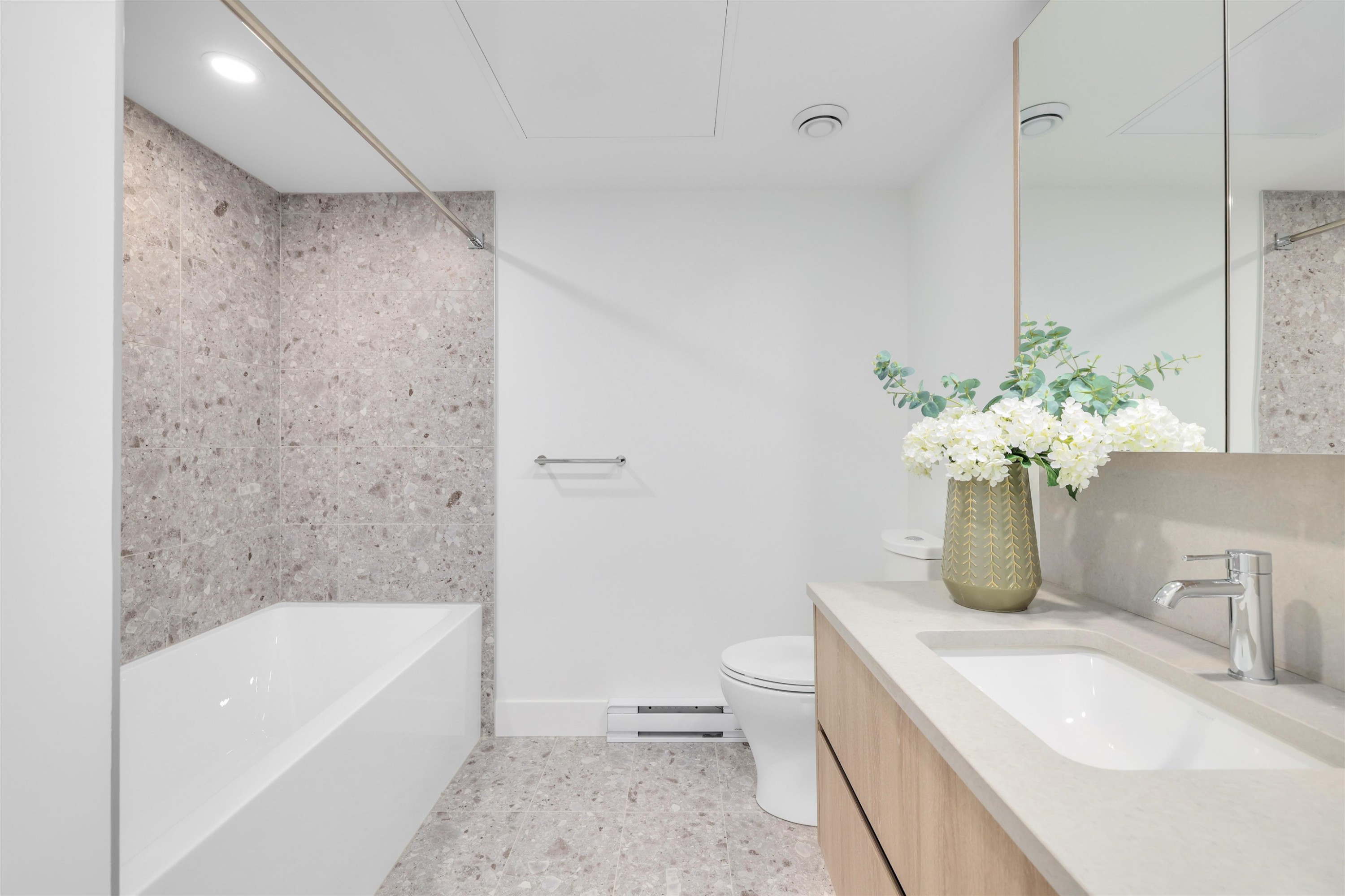 6310 Oak Street, Vancouver, BC