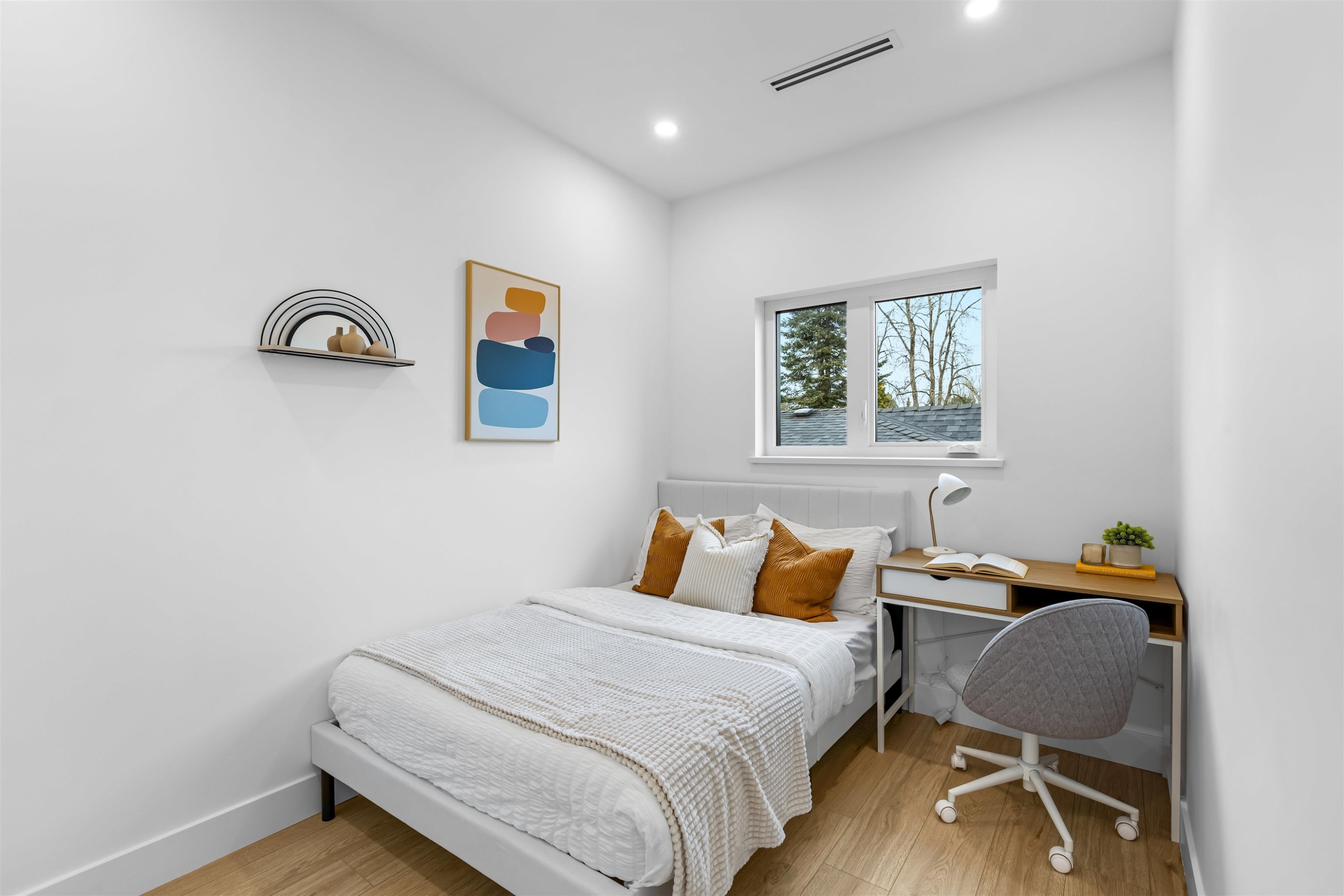 2-7353 12Th Avenue, Burnaby, BC