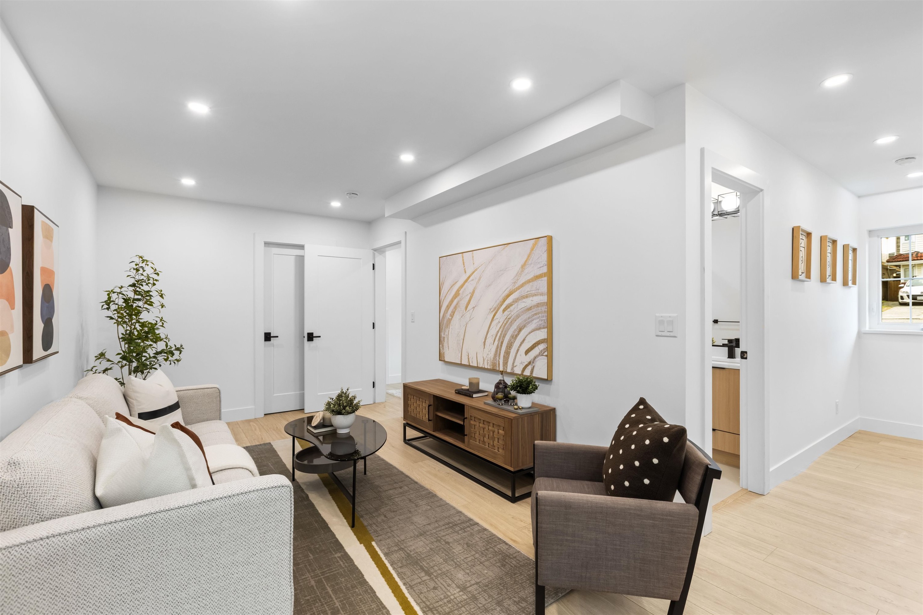 2-7353 12Th Avenue, Burnaby, BC