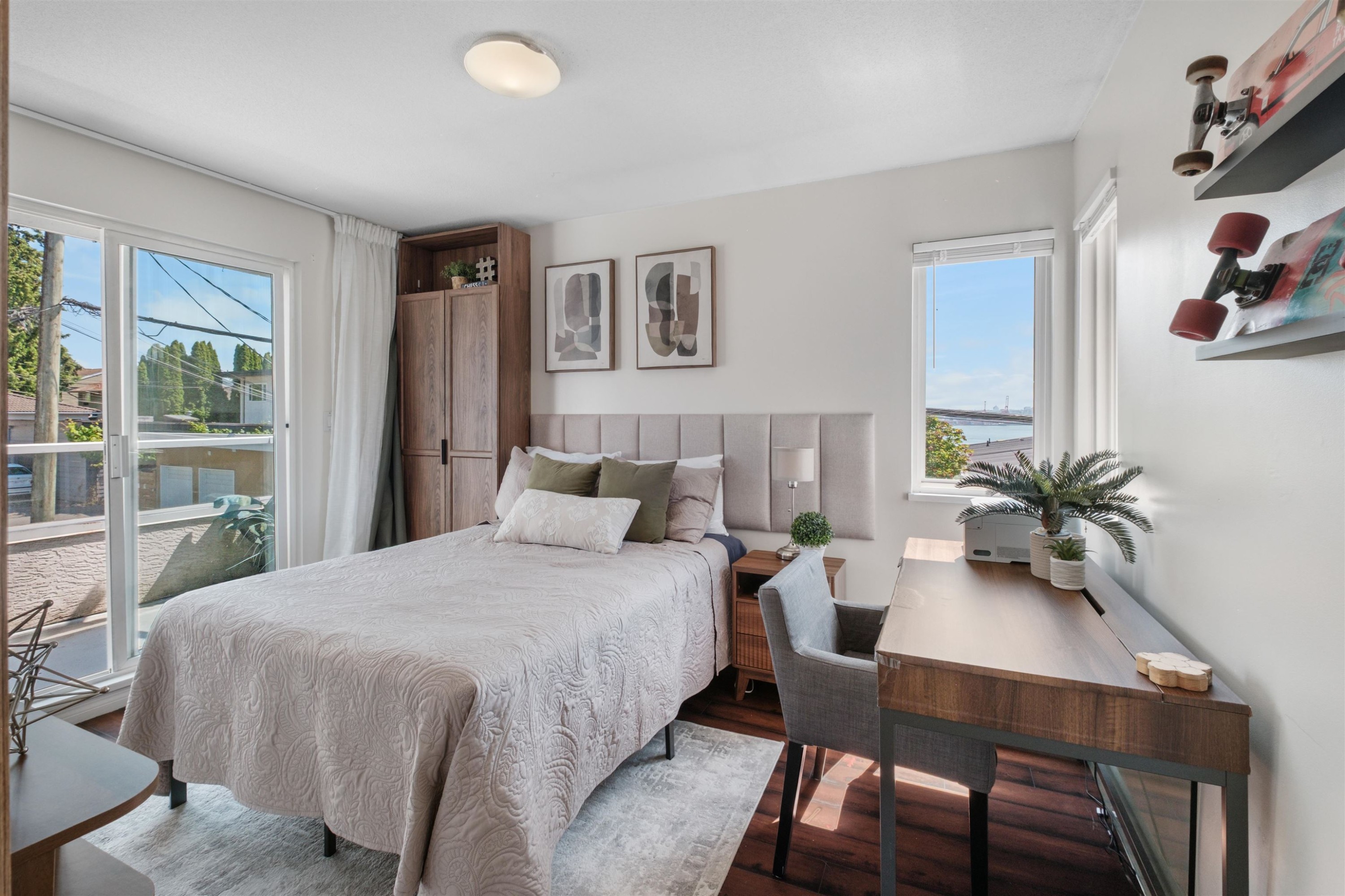 230 St. Patricks Avenue, North Vancouver, BC - Indoor Photo Showing Bedroom