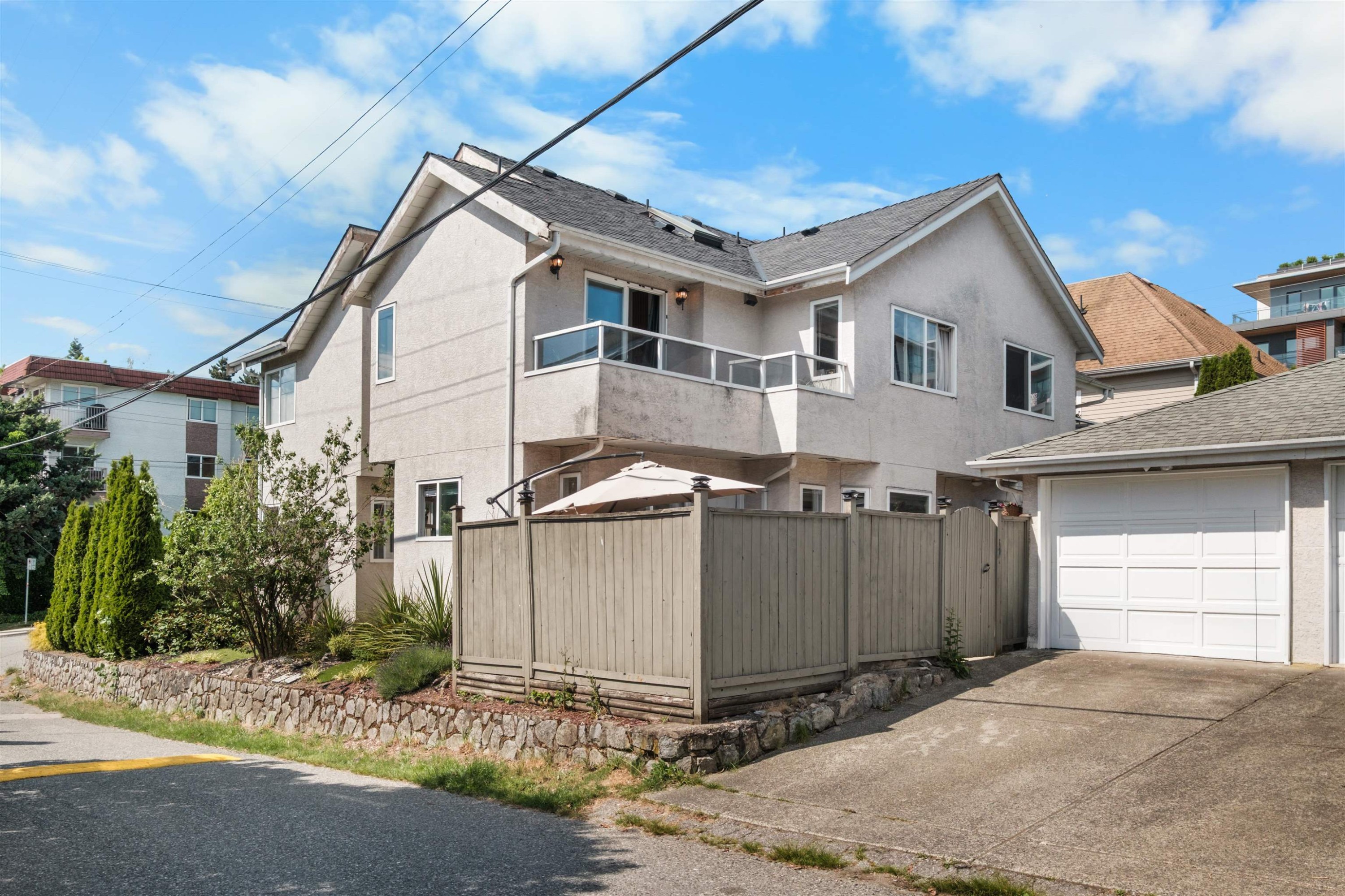 230 St. Patricks Avenue, North Vancouver, BC - Outdoor