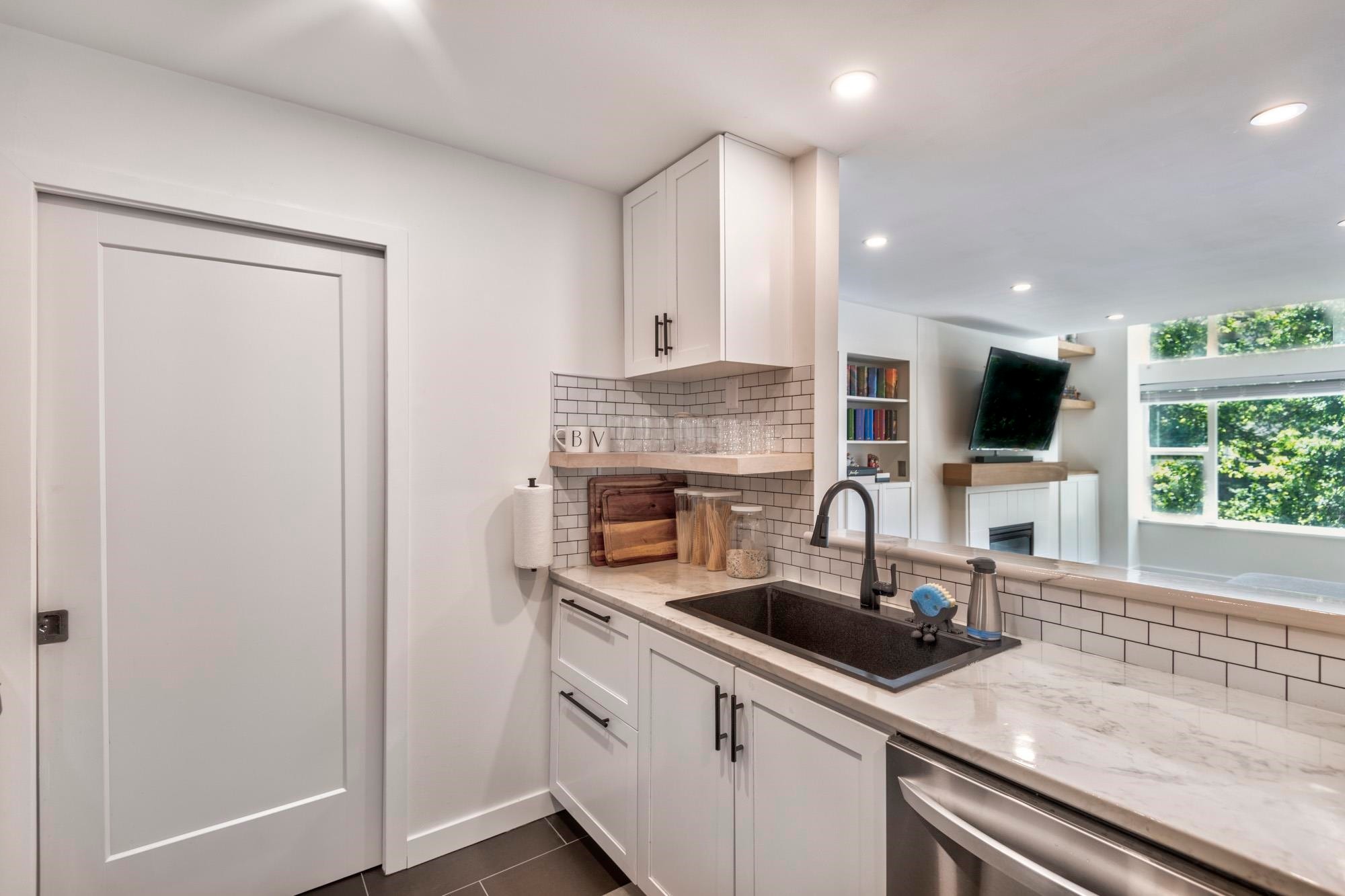 307-5281 Oakmount Crescent, Burnaby, BC