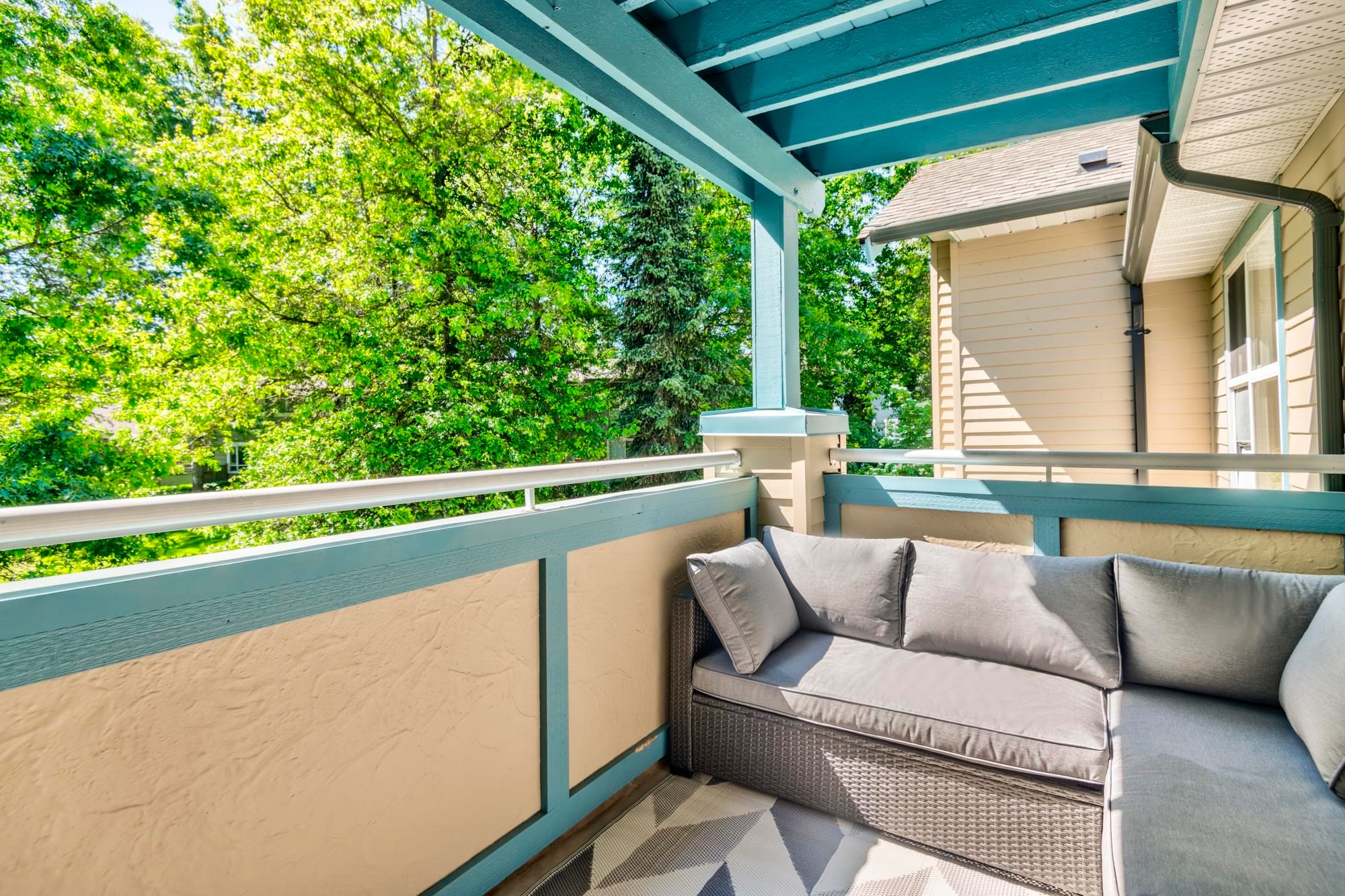 307-5281 Oakmount Crescent, Burnaby, BC