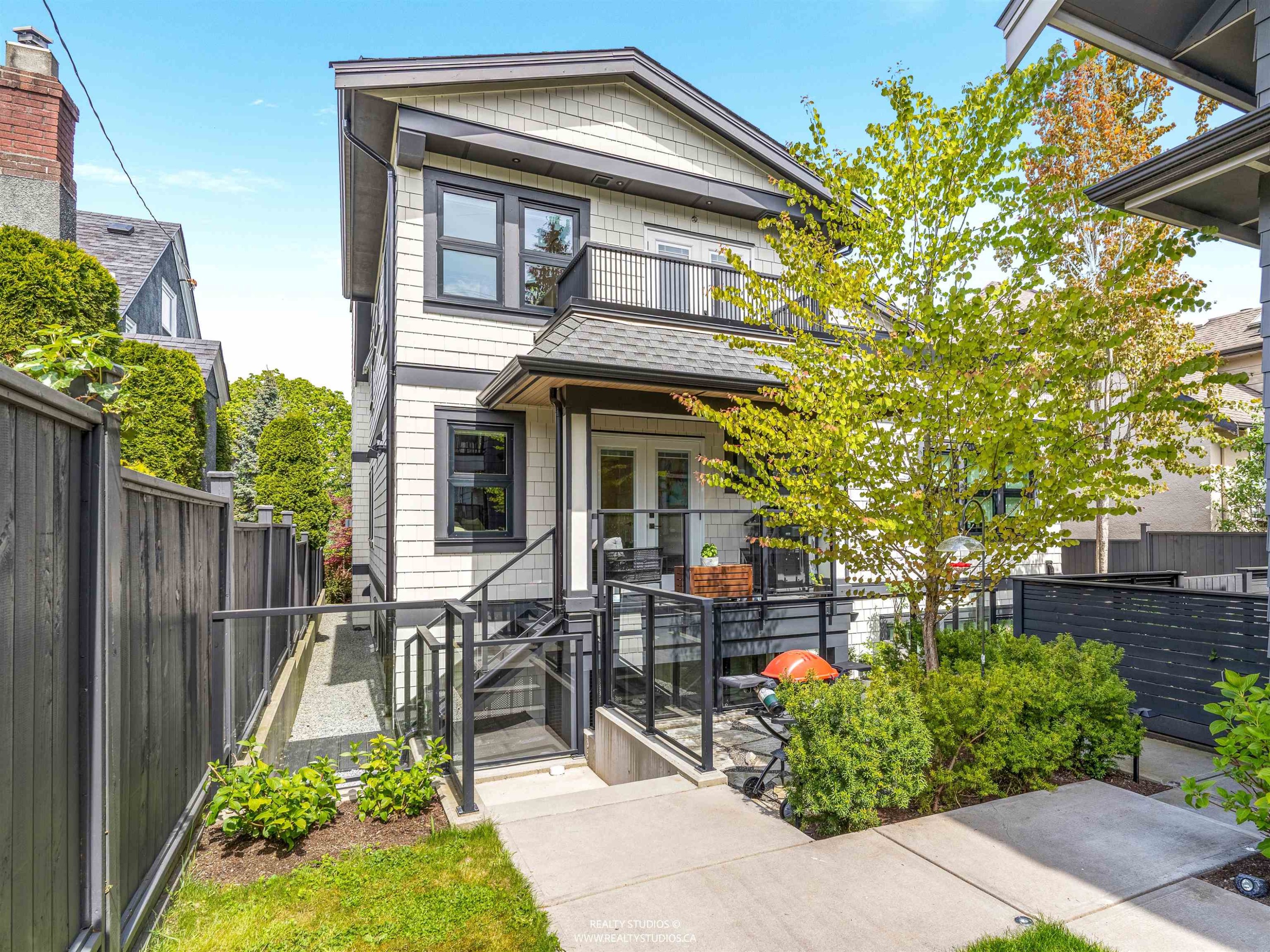 3022 King Edward Avenue W, Vancouver, BC