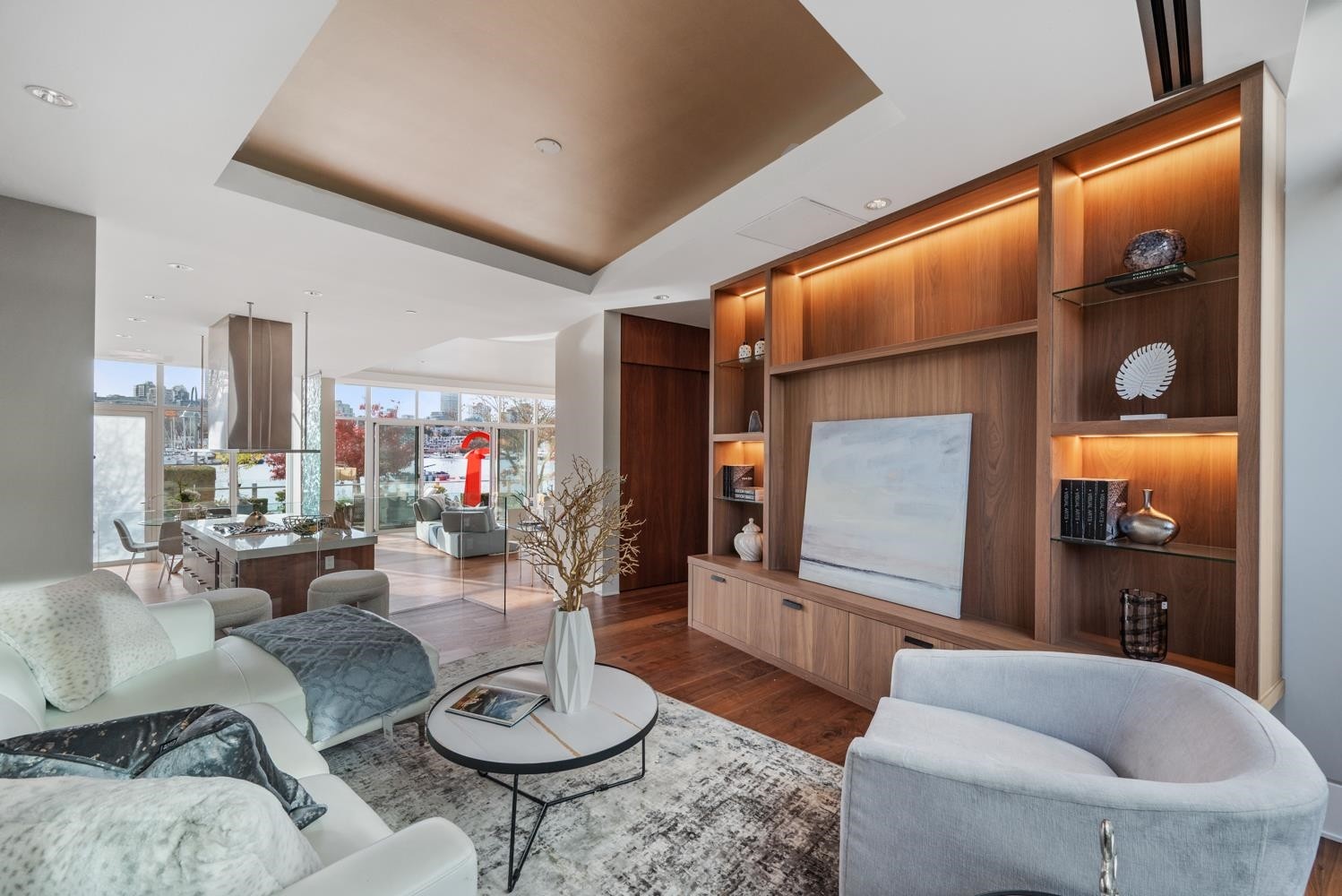 1576 Homer Mews, Vancouver, BC - Indoor Photo Showing Living Room