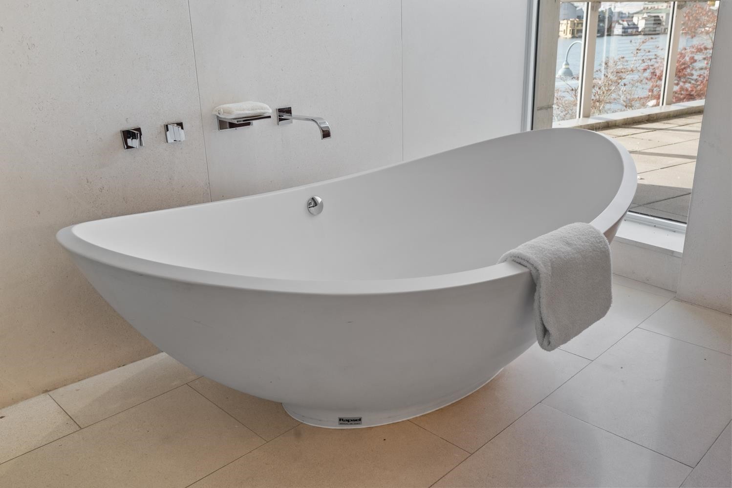 1576 Homer Mews, Vancouver, BC - Indoor Photo Showing Bathroom
