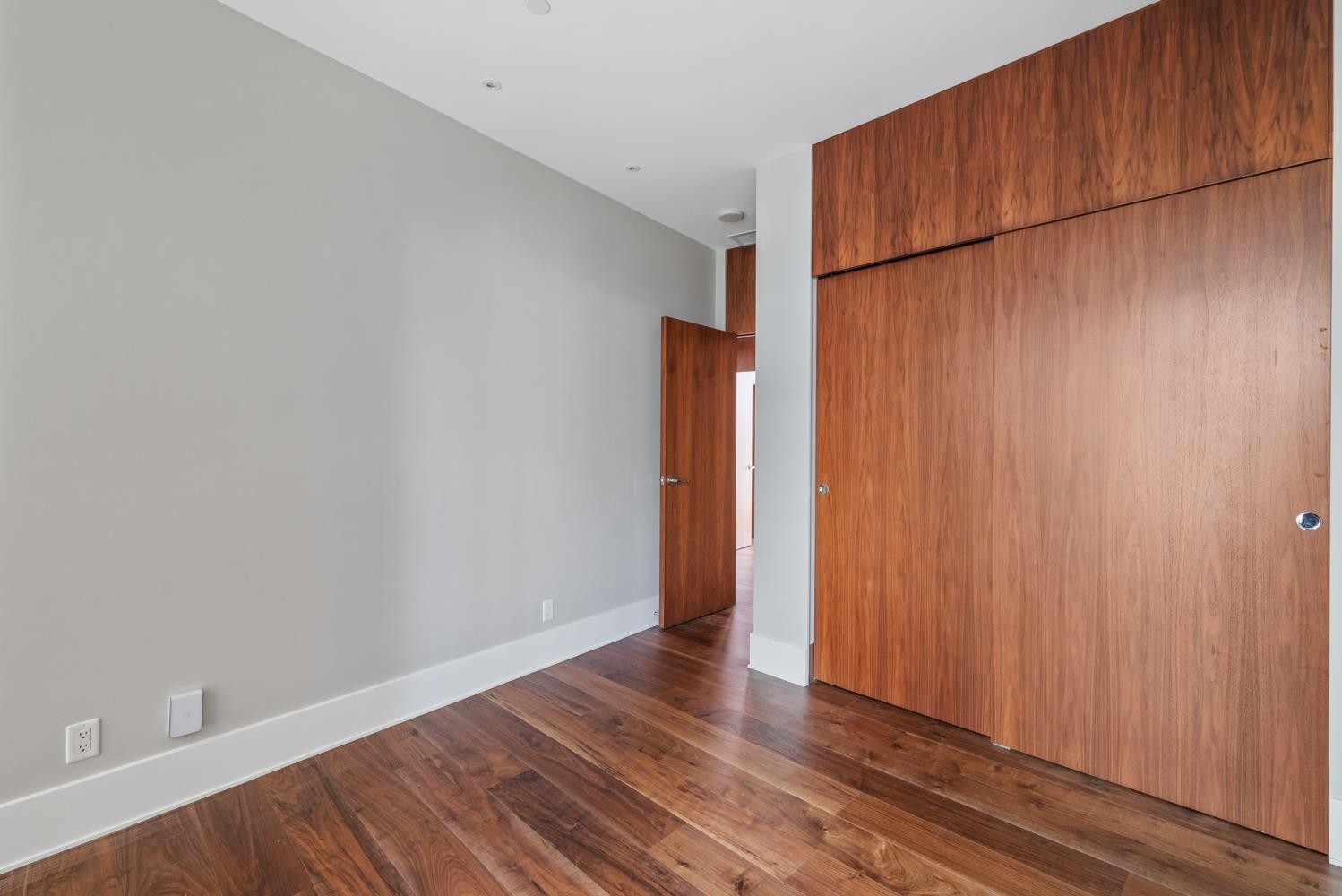 1576 Homer Mews, Vancouver, BC - Indoor Photo Showing Other Room