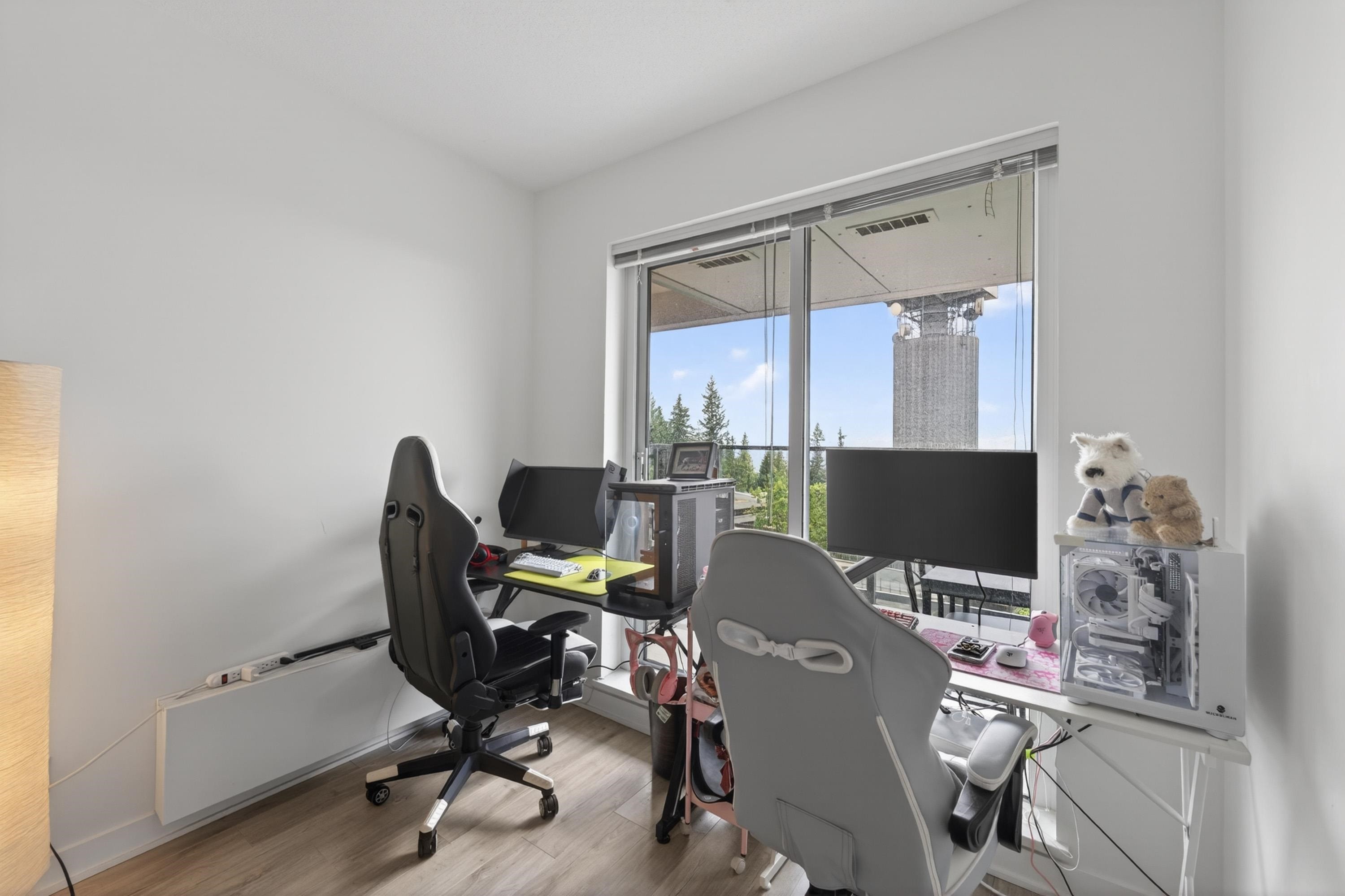 1103-8940 University Crescent, Burnaby, BC