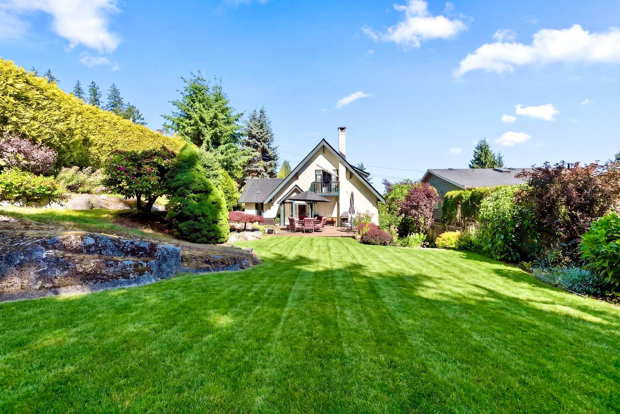 445 Oxley Street N, West Vancouver, BC