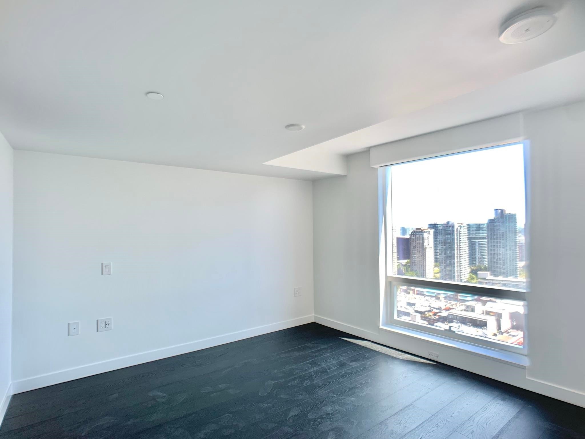 1111 Richards, Vancouver, BC