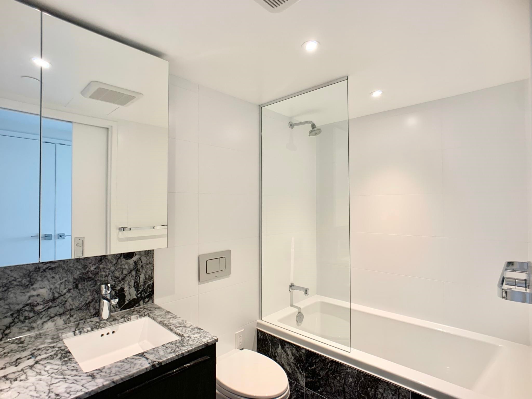 1111 Richards, Vancouver, BC