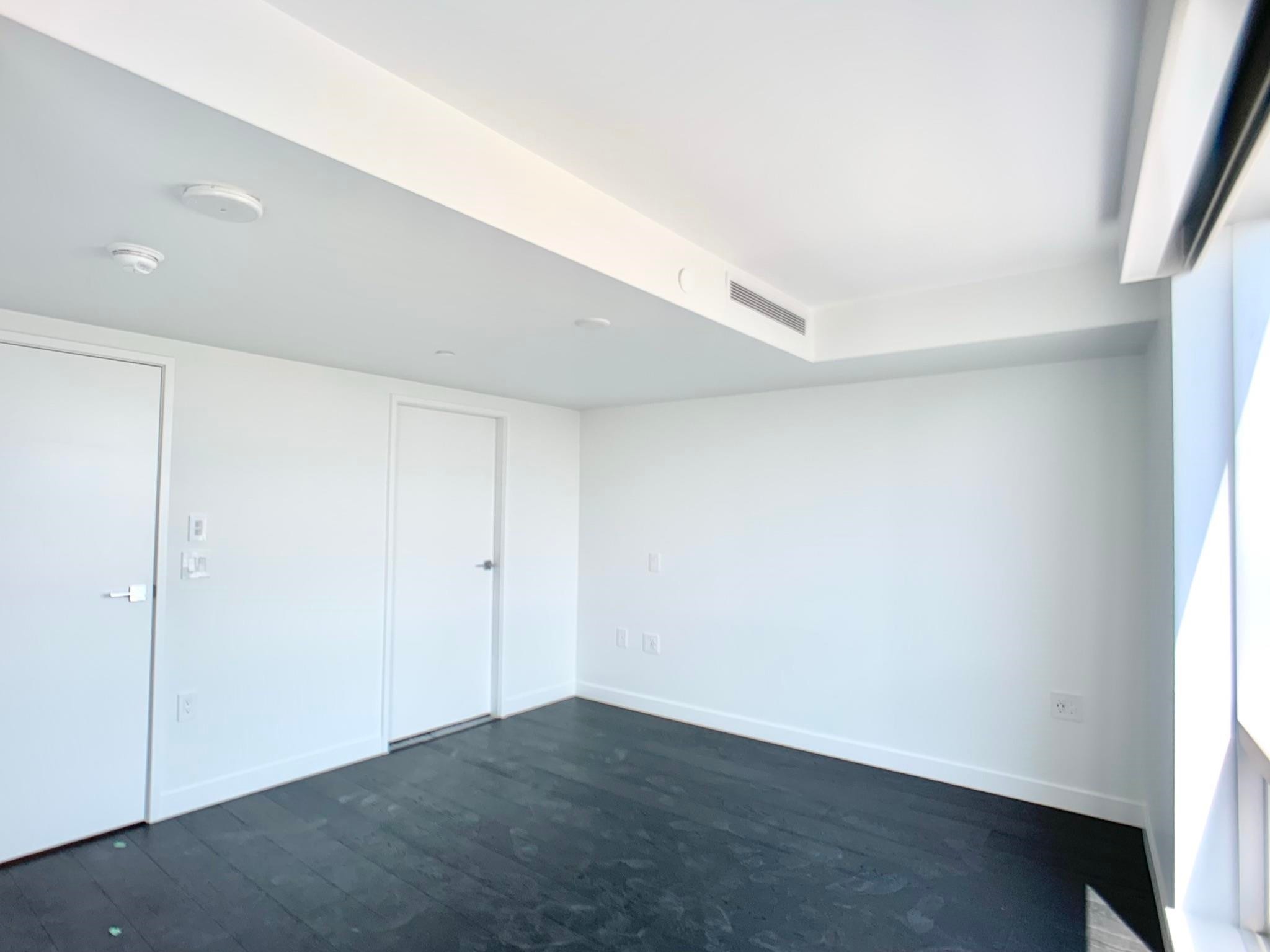1111 Richards, Vancouver, BC