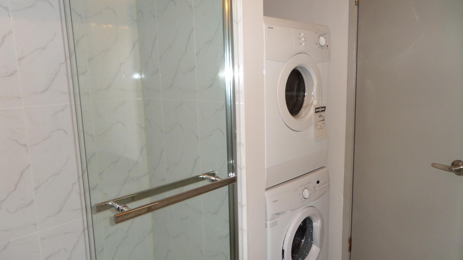 5970 Joyce Street, Vancouver, BC - Indoor Photo Showing Laundry Room