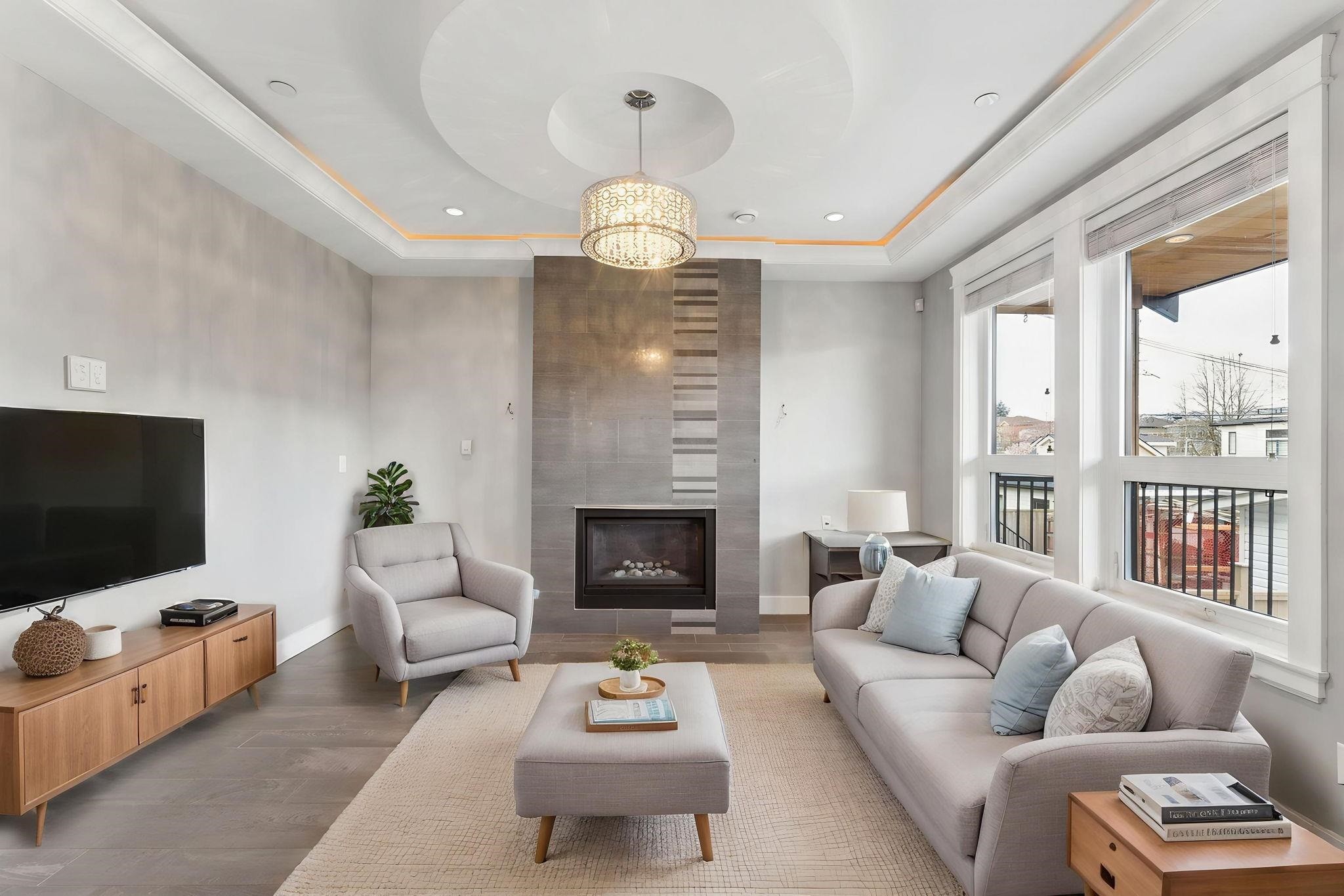 3233 Grant Street, Vancouver, BC - Indoor Photo Showing Living Room With Fireplace