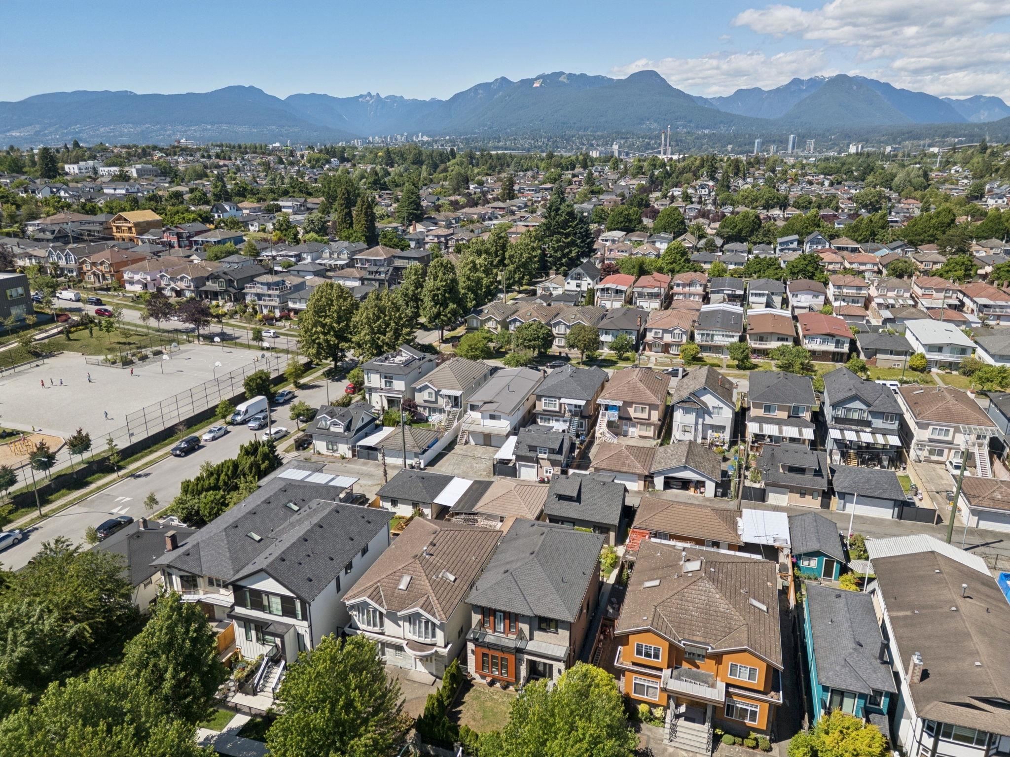 3233 Grant Street, Vancouver, BC - Outdoor With View