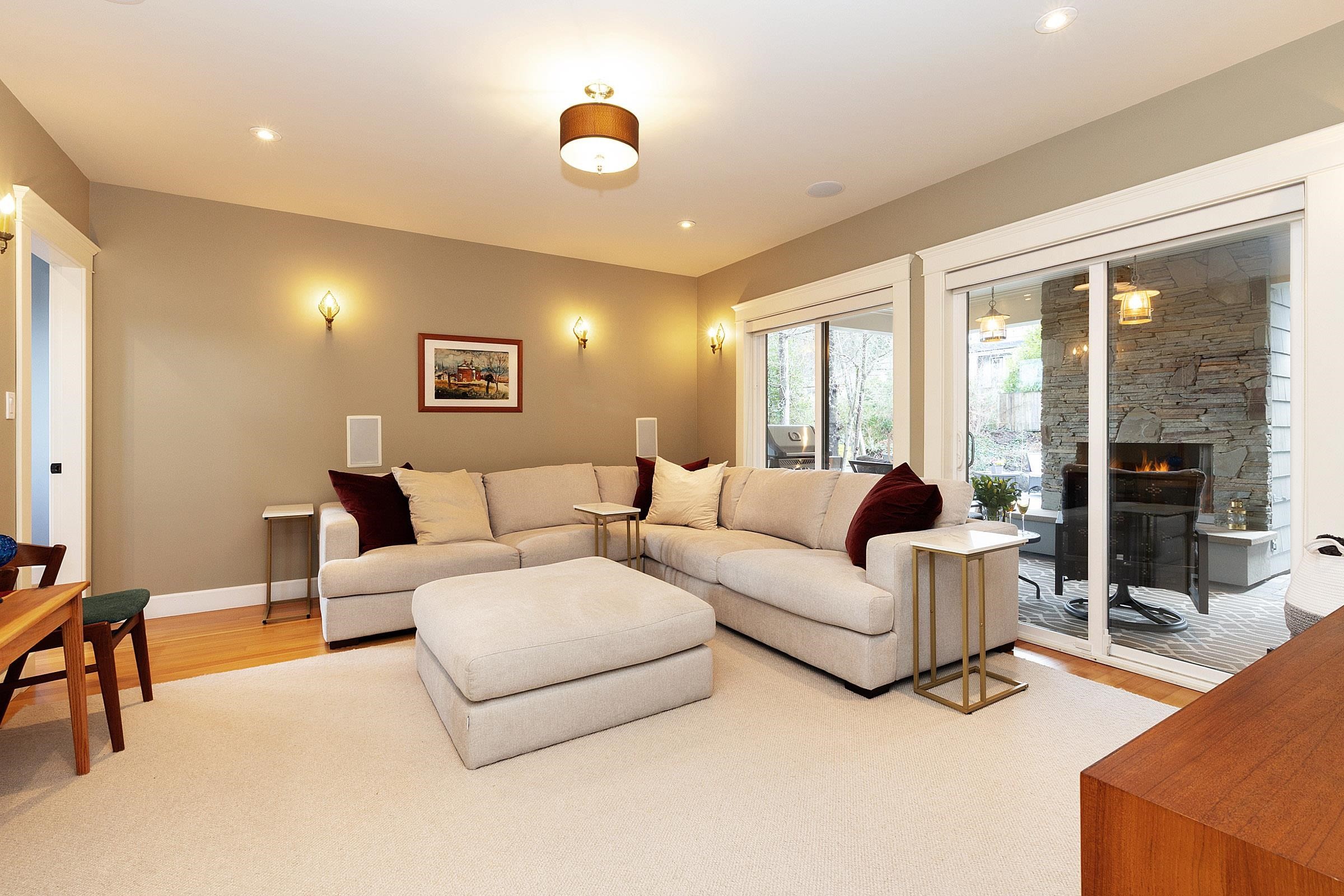 2209 St. George Street, Port Moody, BC