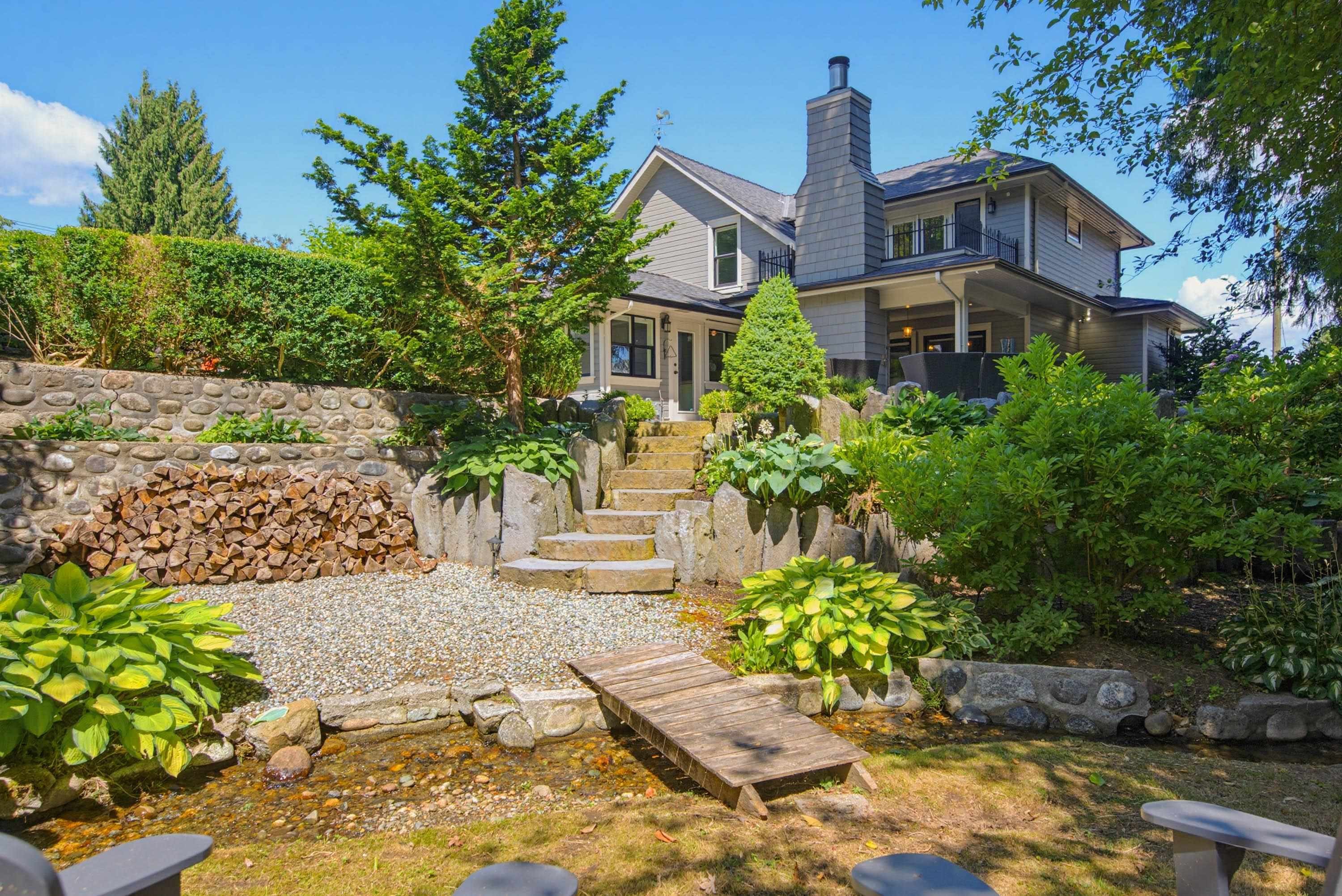 2209 St. George Street, Port Moody, BC