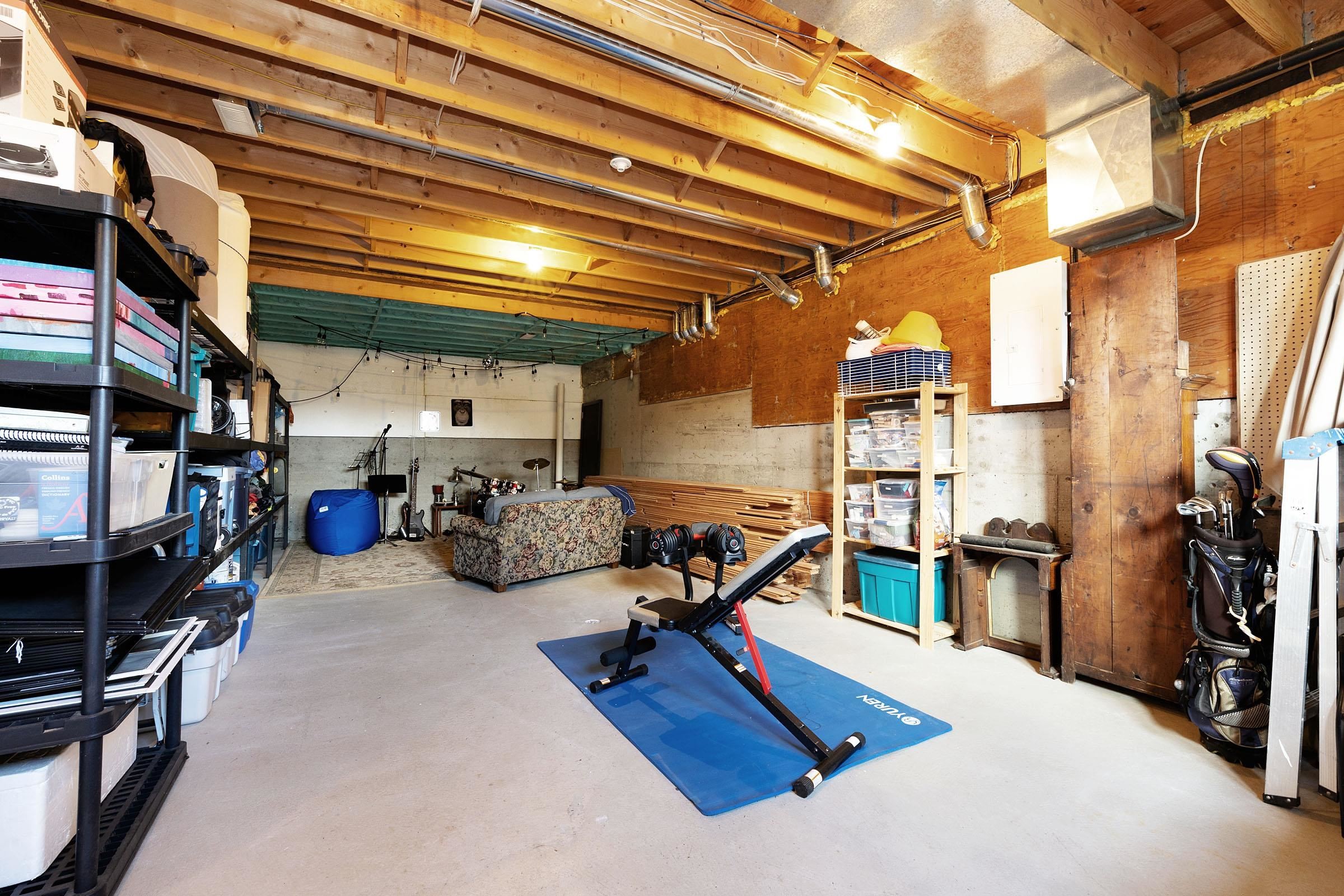 2209 St. George Street, Port Moody, BC