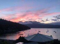 433 Senator Place Bowen Island, BC V0N 1G1