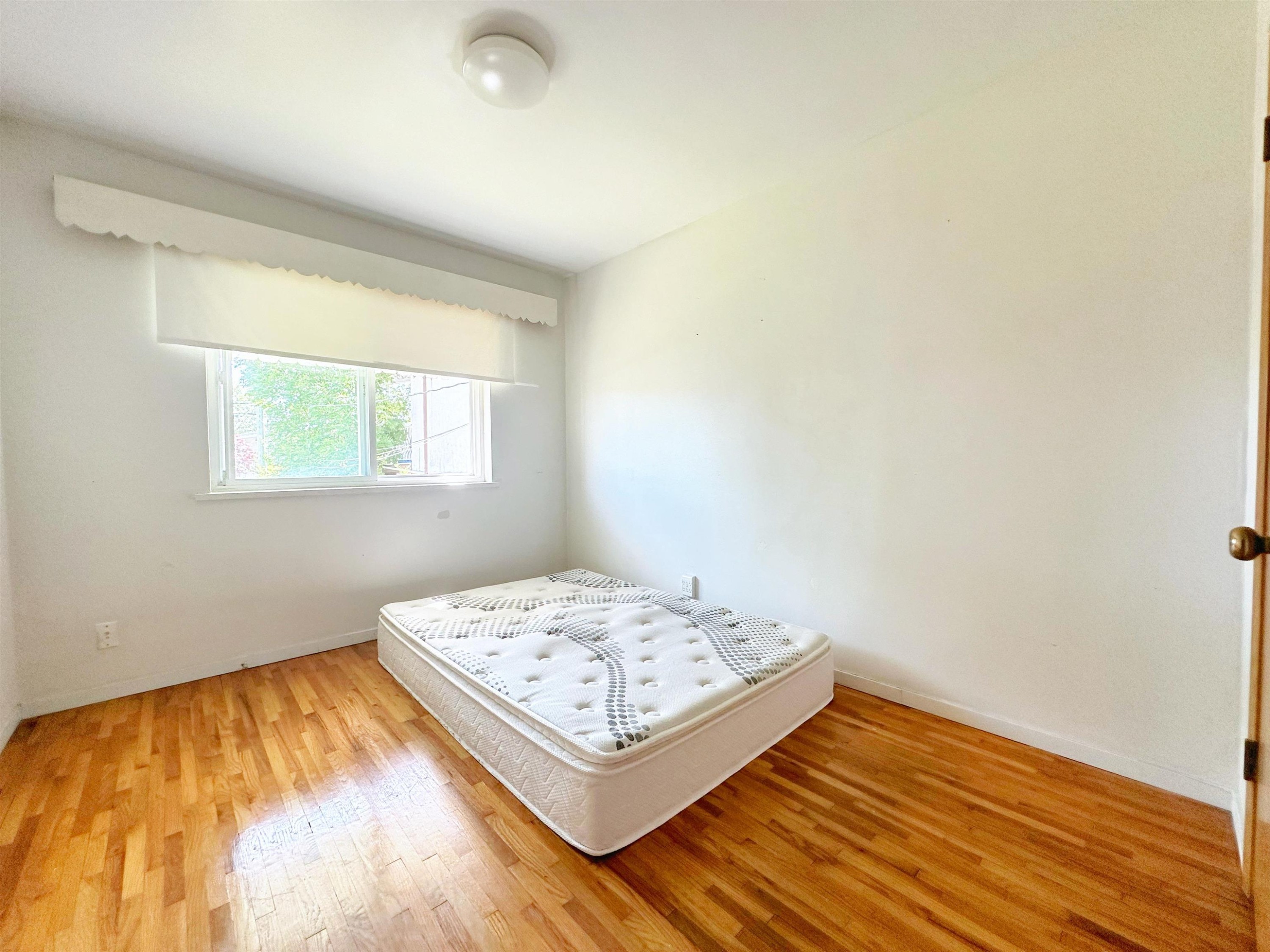 3416 Monmouth Avenue, Vancouver, BC