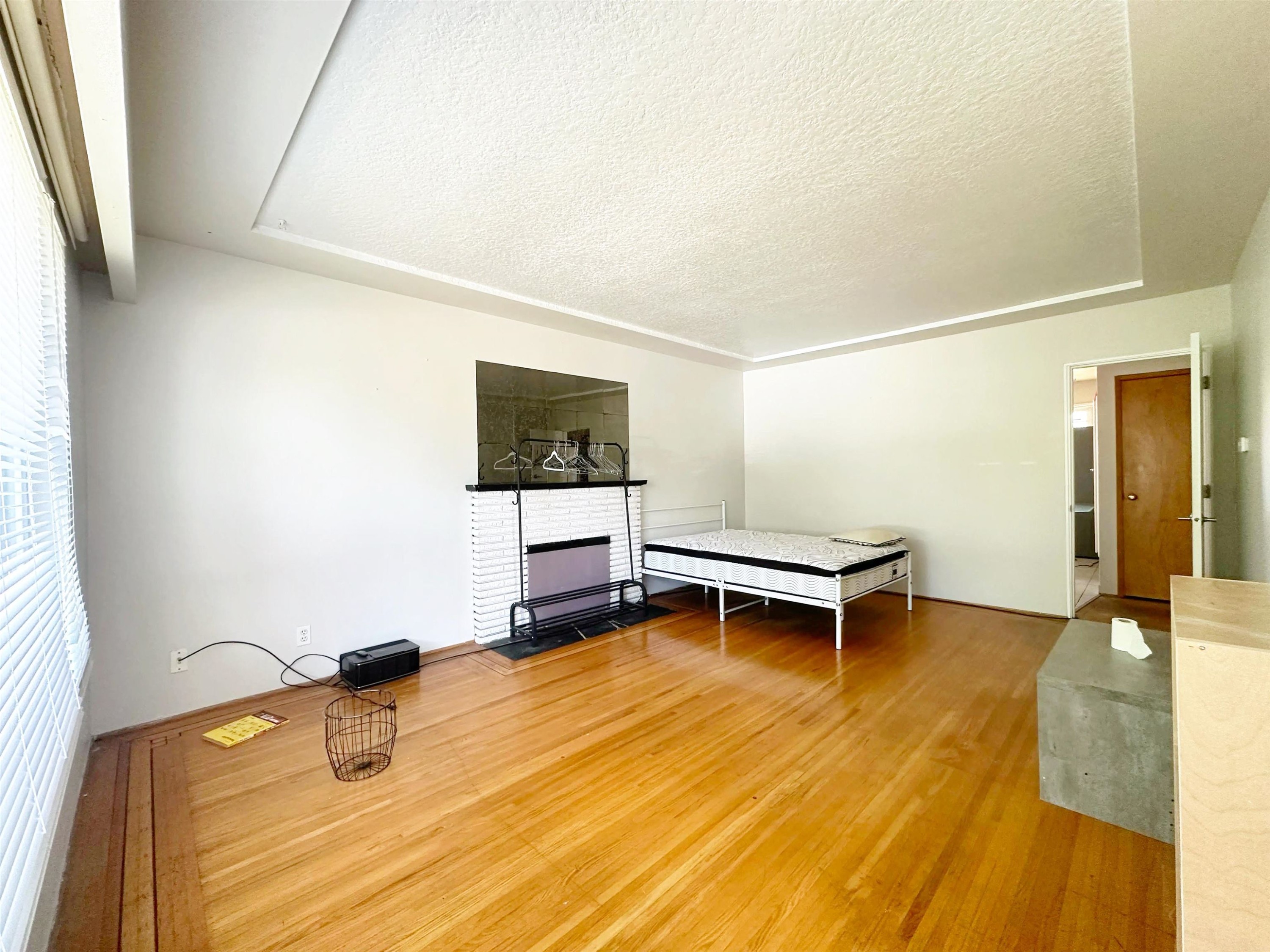 3416 Monmouth Avenue, Vancouver, BC