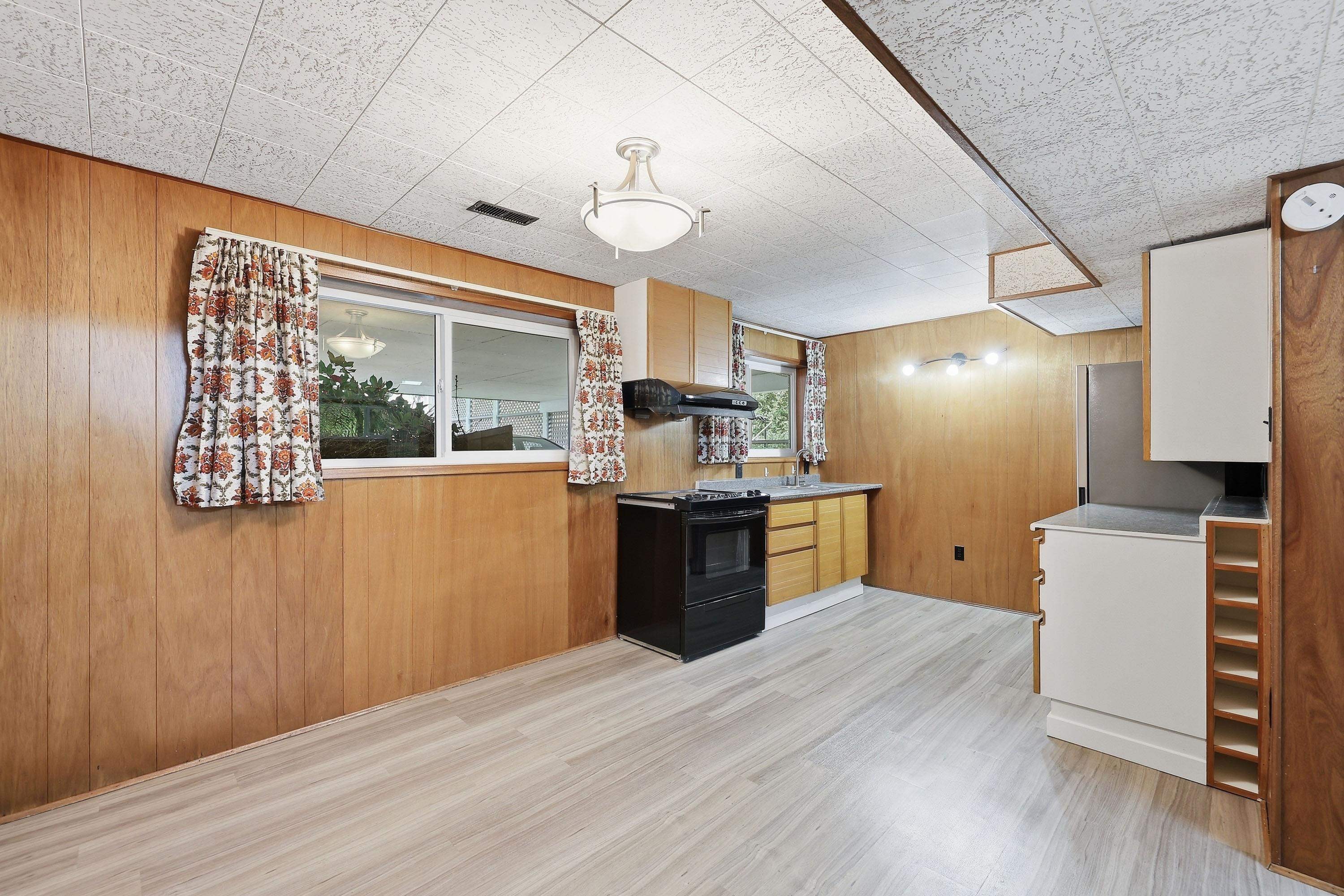 11936 Wicklow Way, Maple Ridge, BC