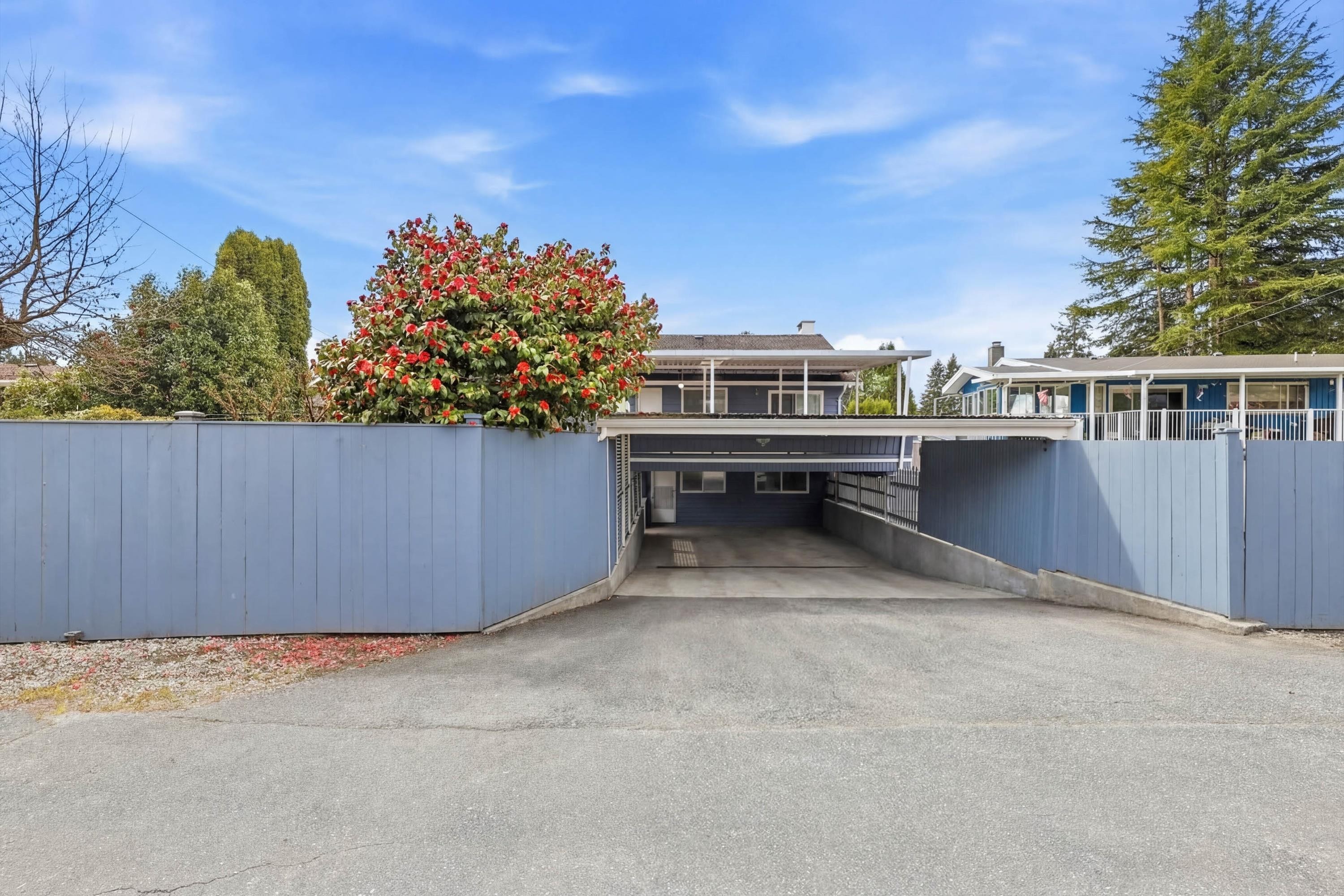11936 Wicklow Way, Maple Ridge, BC
