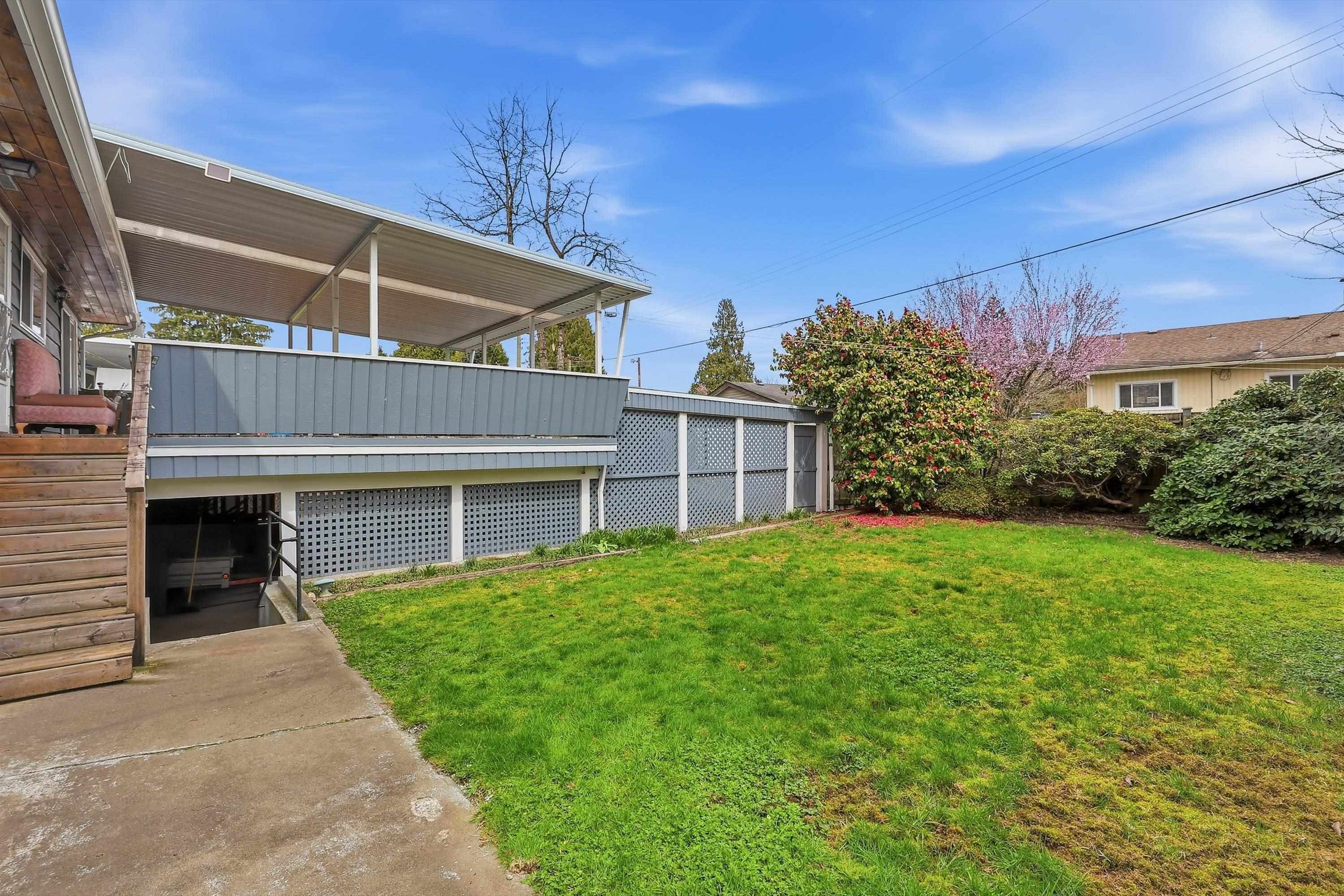 11936 Wicklow Way, Maple Ridge, BC