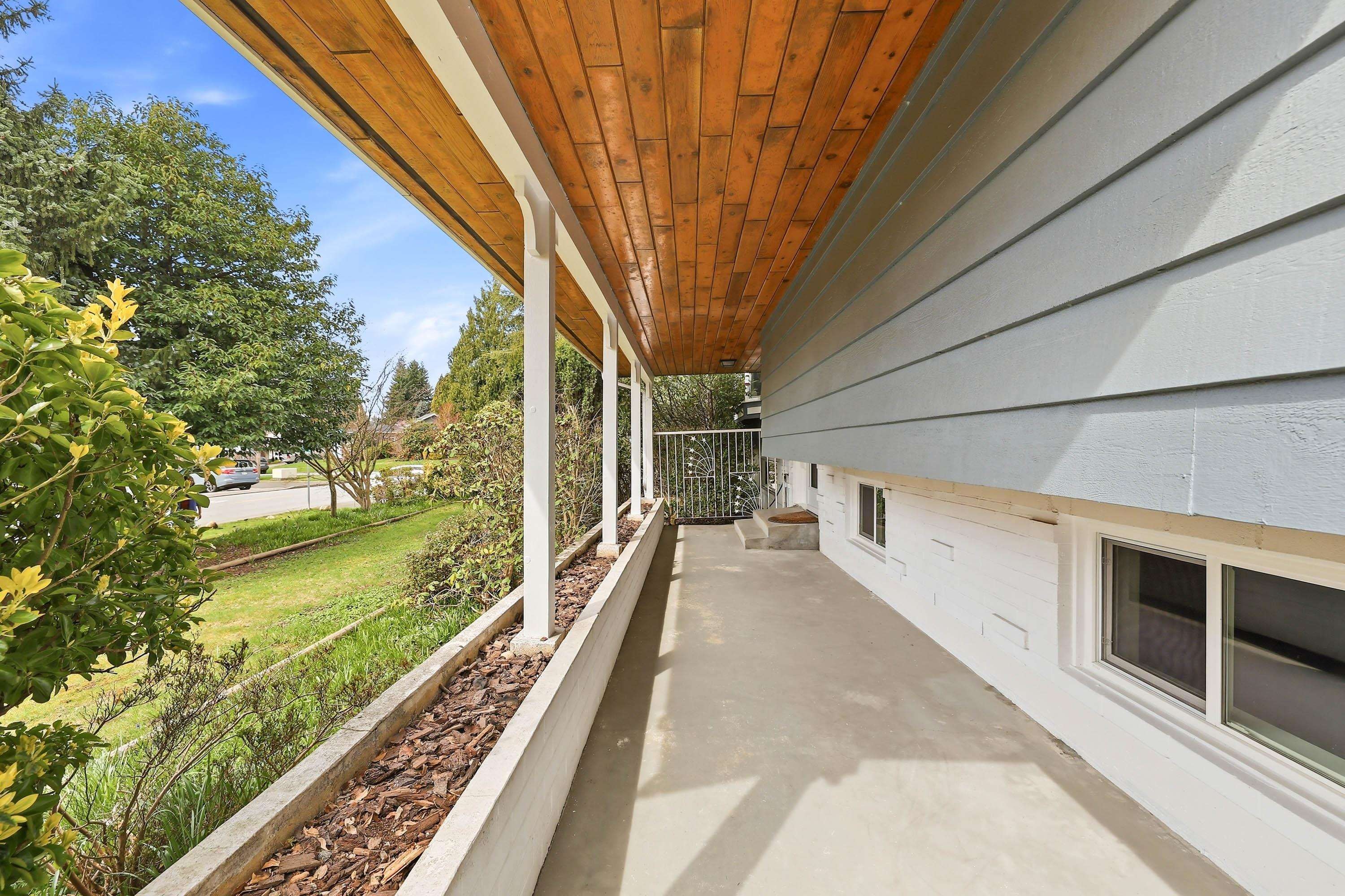 11936 Wicklow Way, Maple Ridge, BC