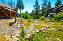 931 Fairway Lane Bowen Island, BC V0N 1G2
